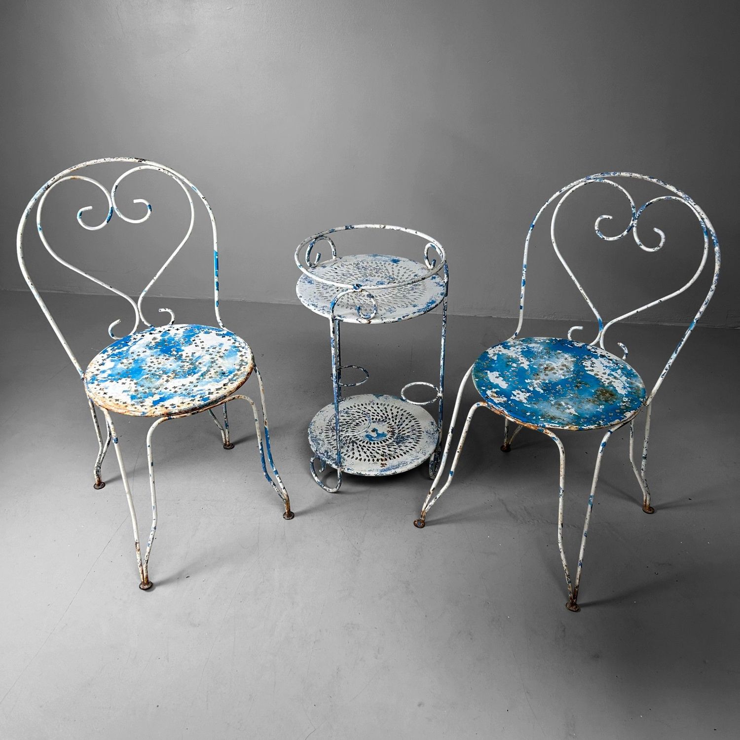French Vintage Garden Set – 1950s/60s – 8 Chairs + Table + Side Table