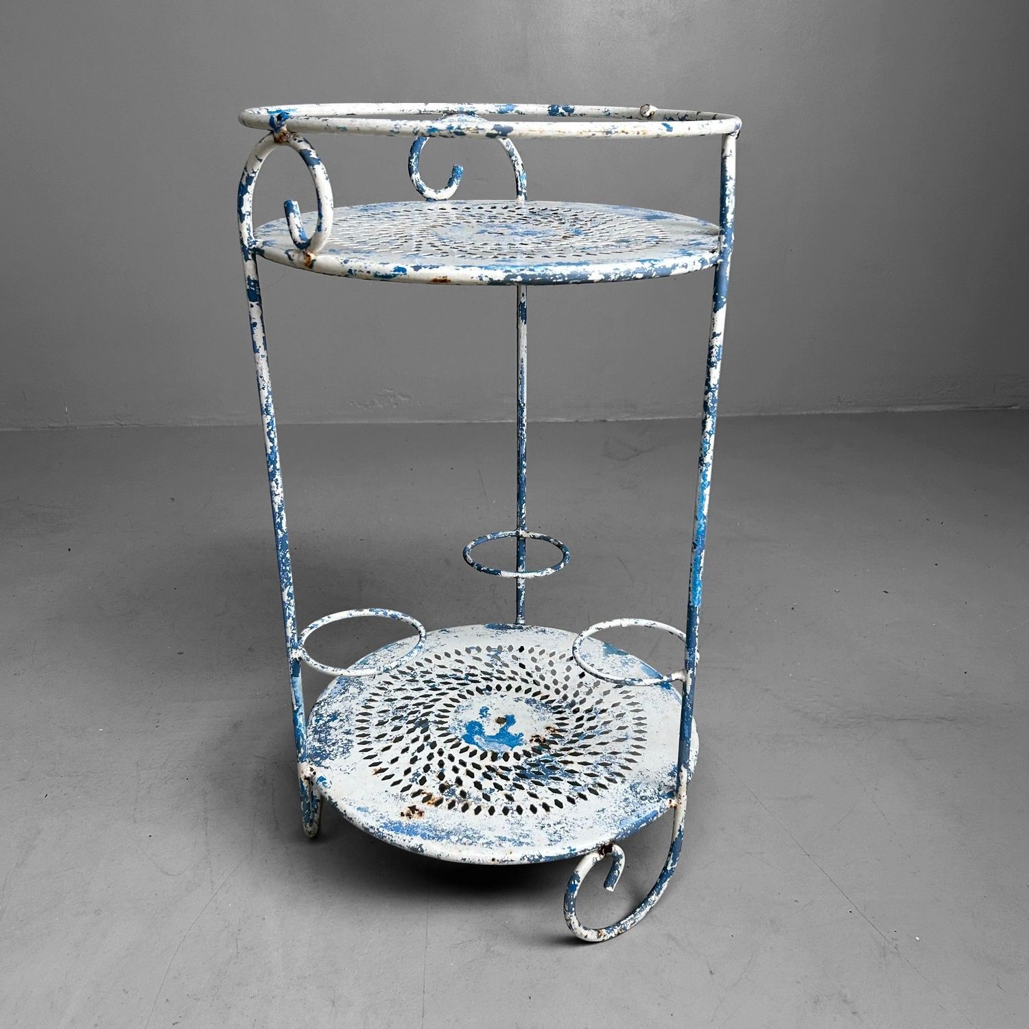 French Vintage Garden Set – 1950s/60s – 8 Chairs + Table + Side Table