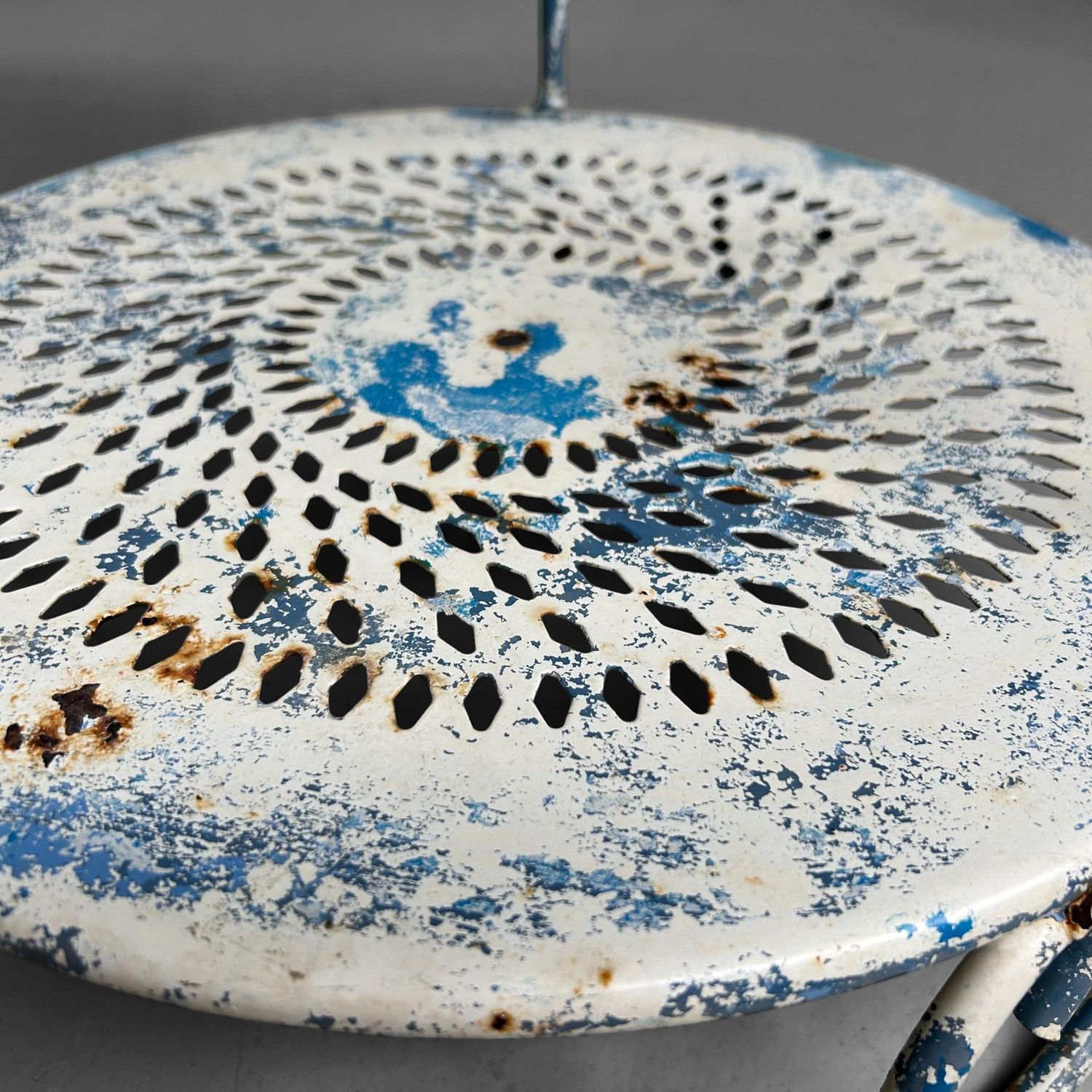 French Vintage Garden Set – 1950s/60s – 8 Chairs + Table + Side Table