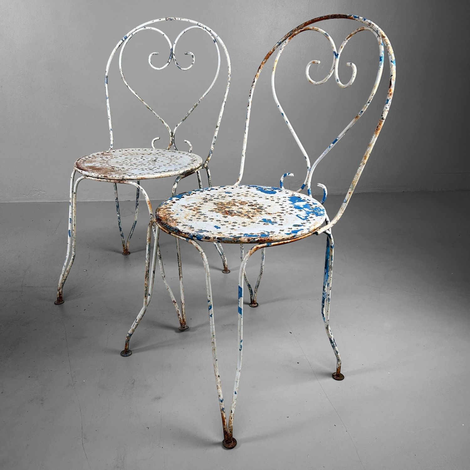 French Vintage Garden Set – 1950s/60s – 8 Chairs + Table + Side Table