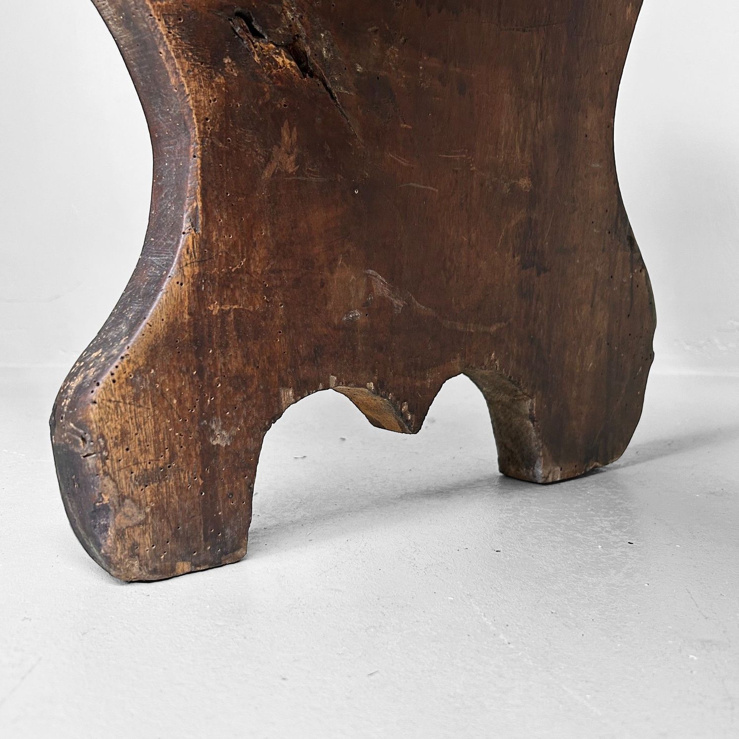 Antieke Zwitserse Kerkbank in Massief Hout – ca. 1900