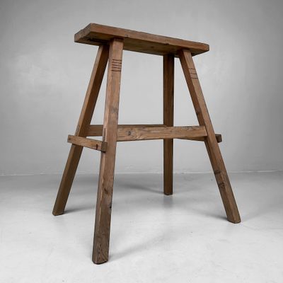 Minimalist Wooden Stool, Display Stand – Taishō Period, Japan