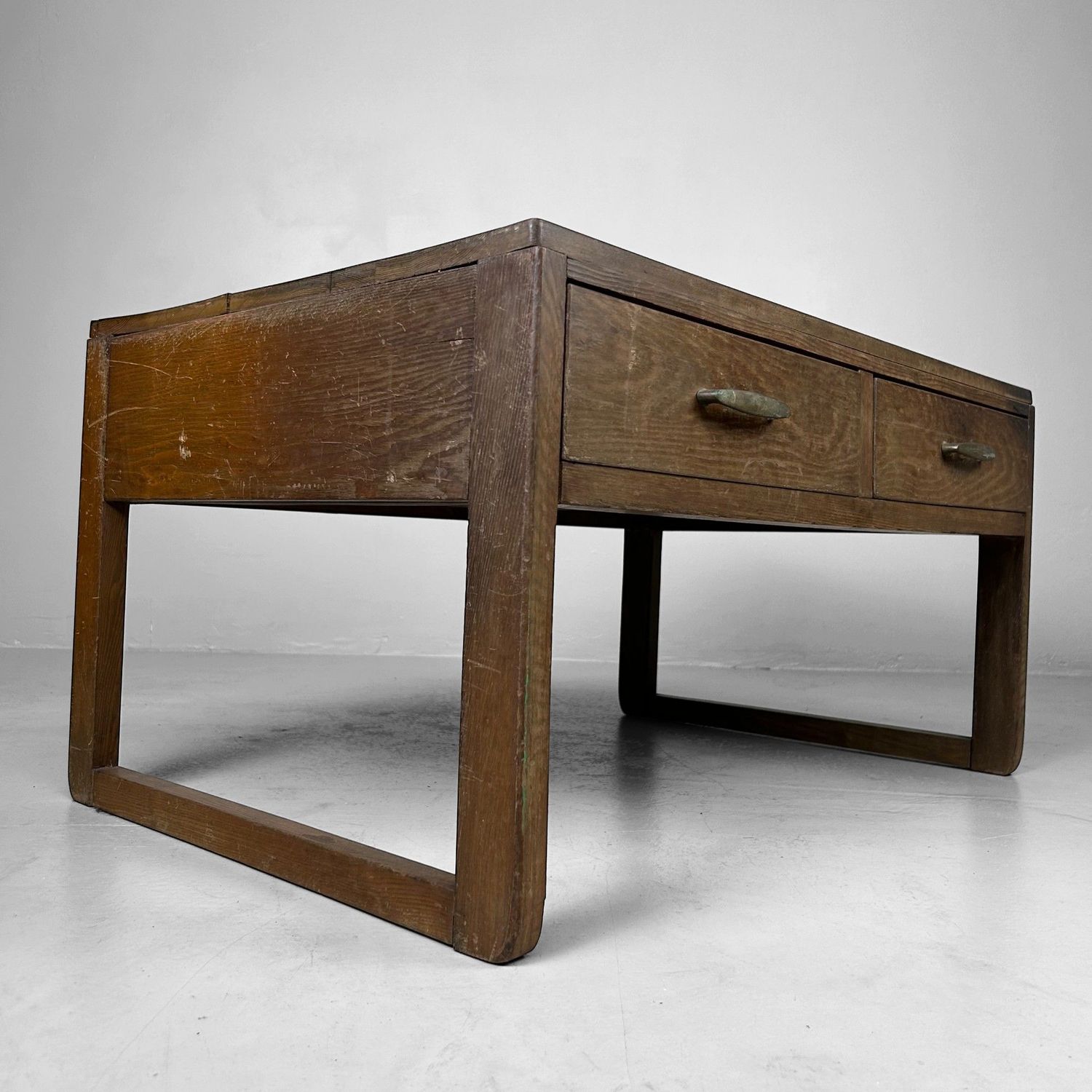 Elegante Japanse schrijftafel uit de jaren 1920