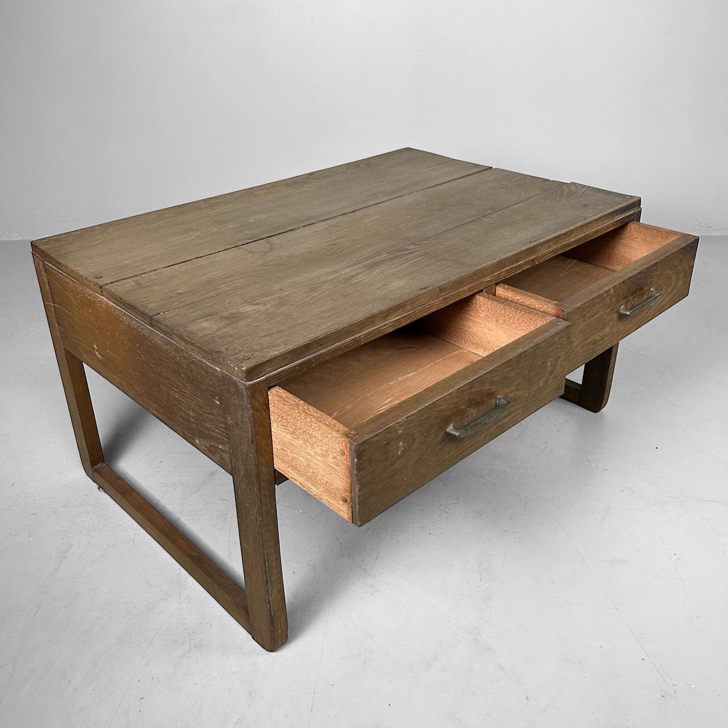 Elegante Japanse schrijftafel uit de jaren 1920