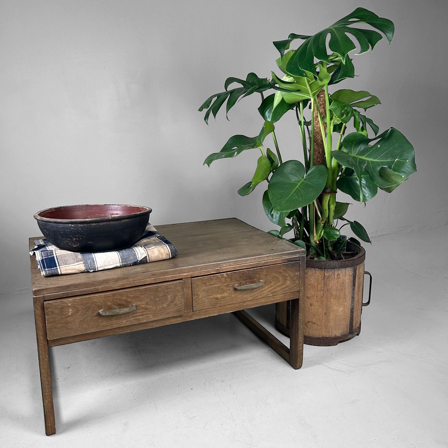 Elegante Japanse schrijftafel uit de jaren 1920