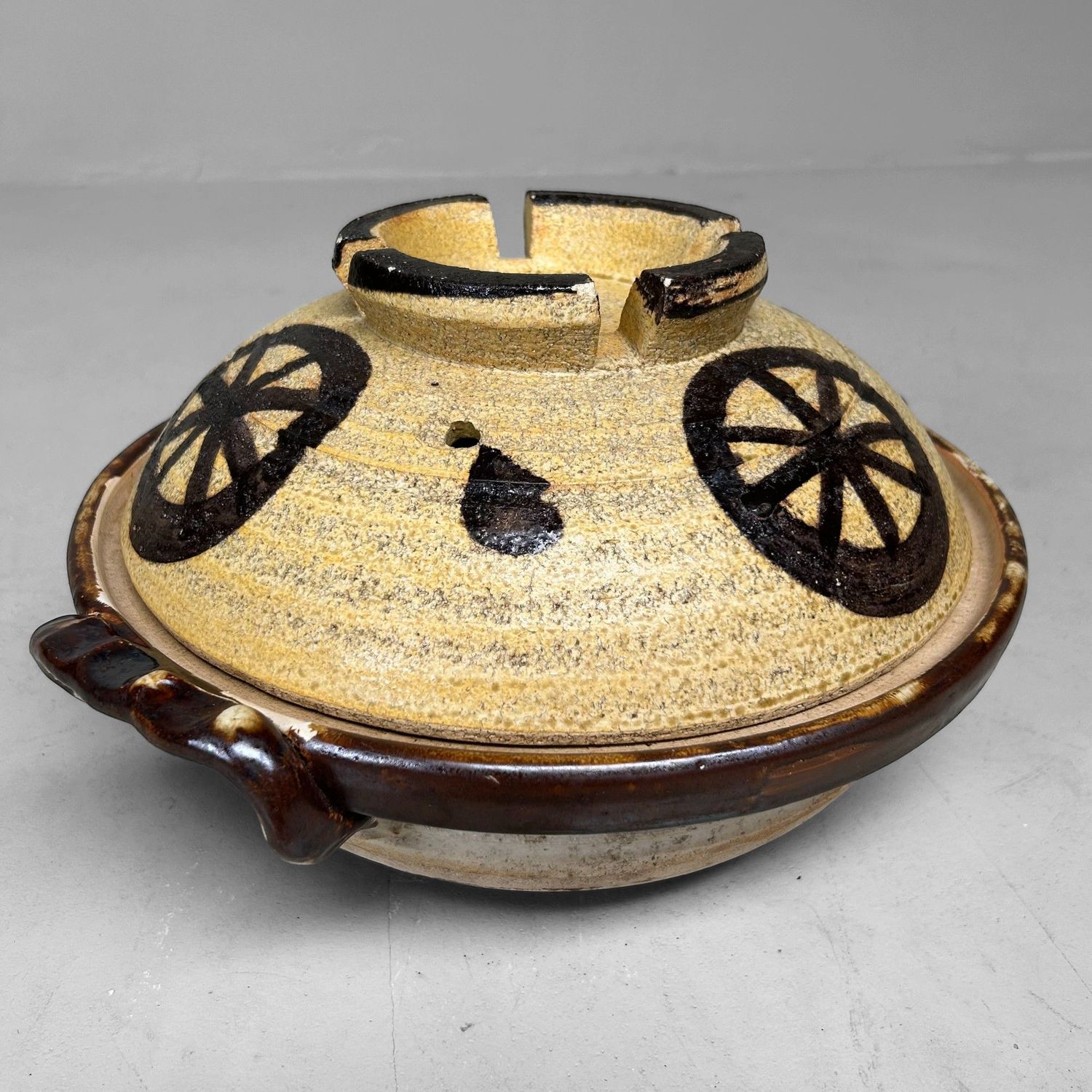 Large Vintage Japanese Donabe – Traditional Clay Cooking Pot