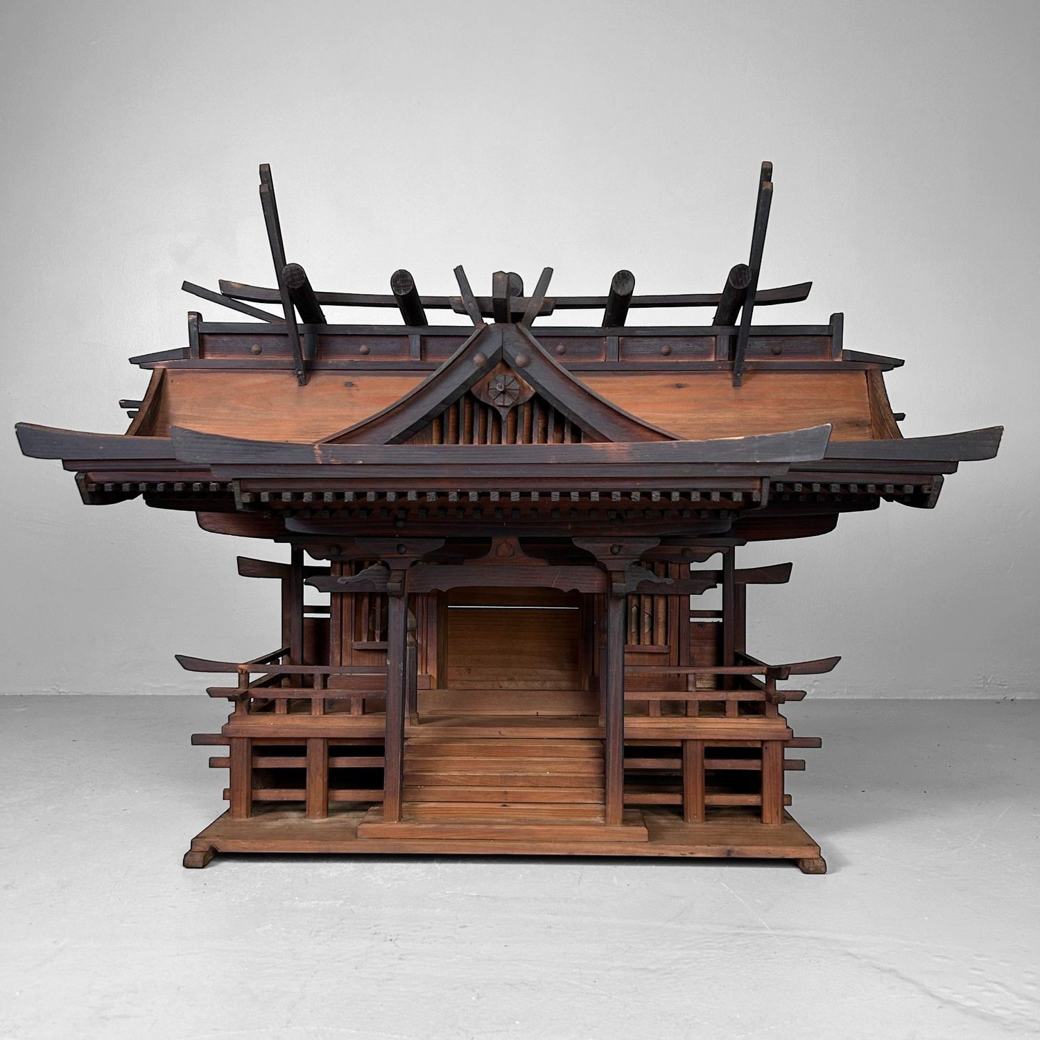 Zeldzame Kamidana uit de Meiji-periode – Japans Shinto-huisaltaar