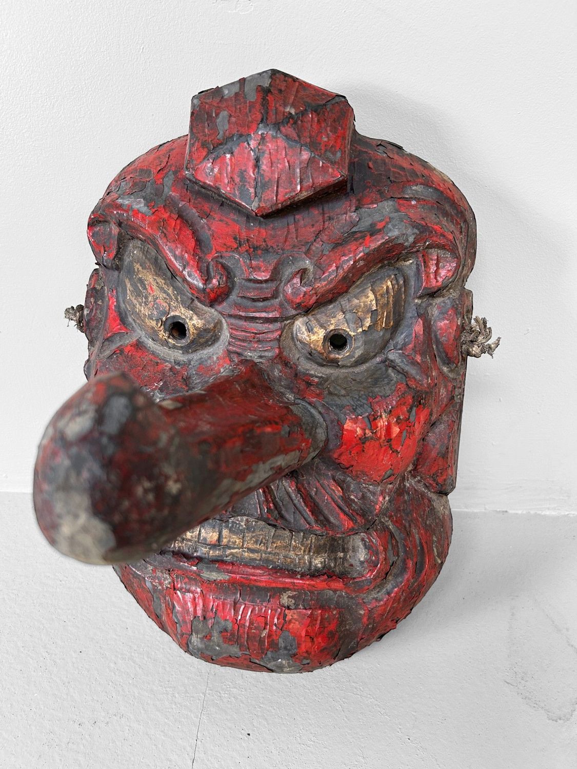 ​Authentiek Houten Tengu Masker, Japan