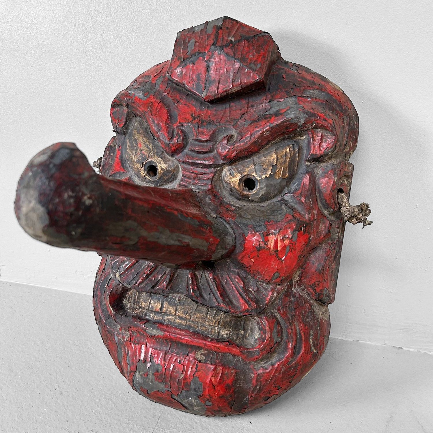​Authentiek Houten Tengu Masker, Japan