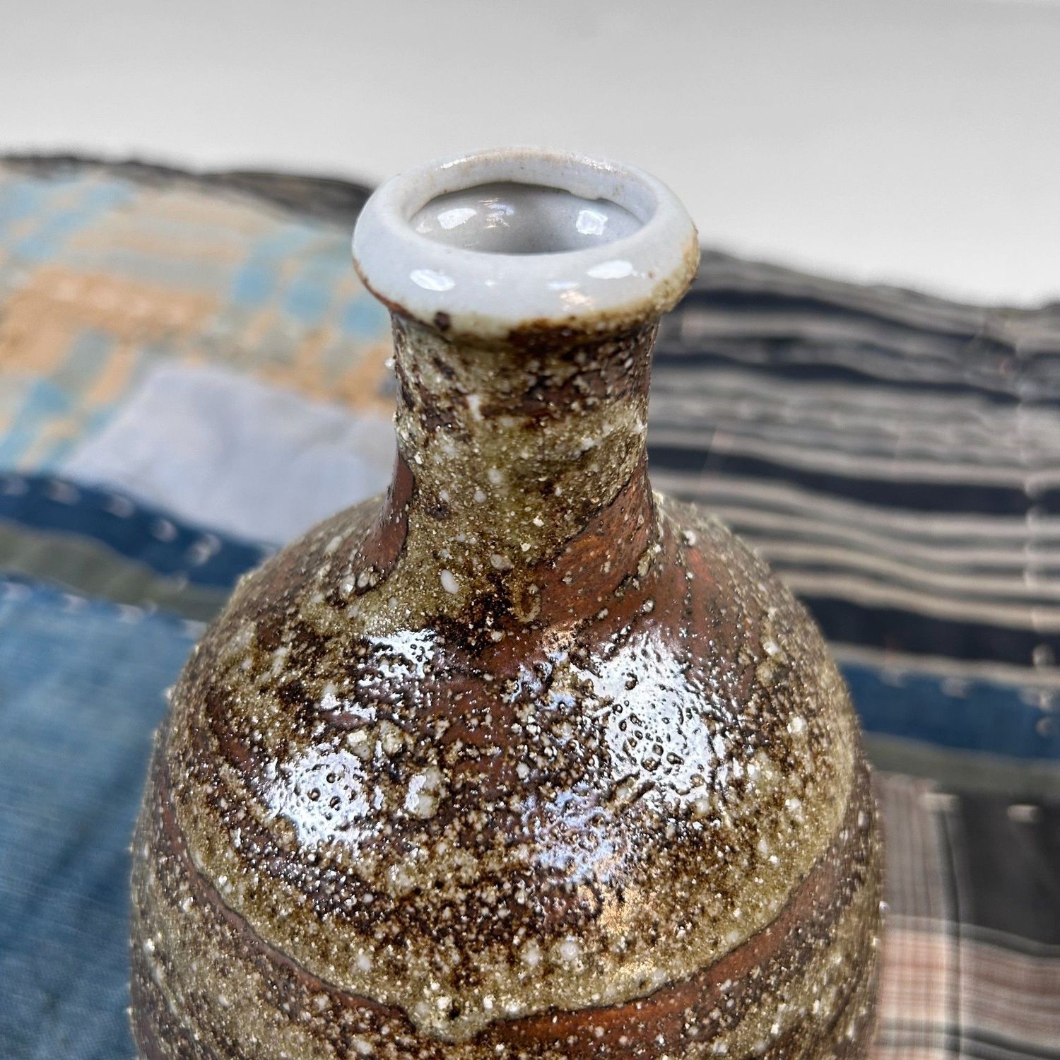 Vintage Japanese Shigaraki-yaki, Tokkuri - Ikebana Vase, 1980s