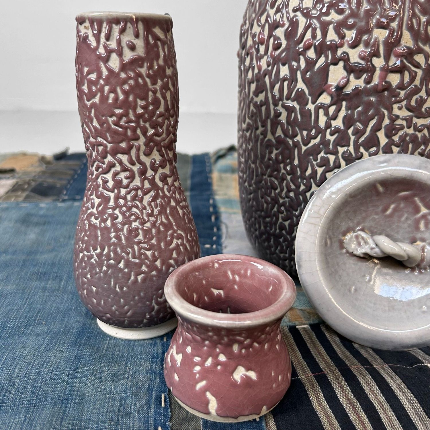 Japanese Tea Ceremony Set, Shiso-te Glaze by Noma Gazan, 1970s.