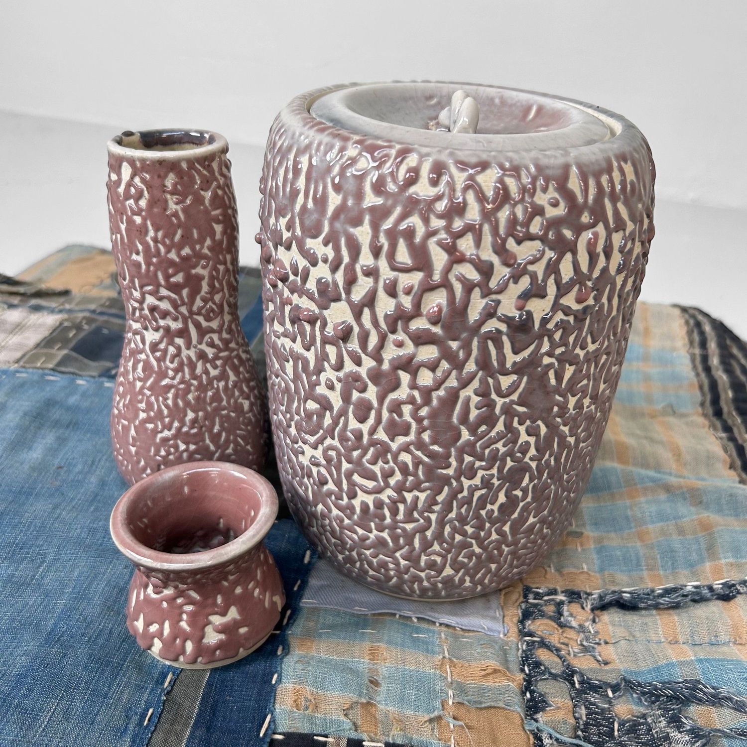 Japanese Tea Ceremony Set, Shiso-te Glaze by Noma Gazan, 1970s.