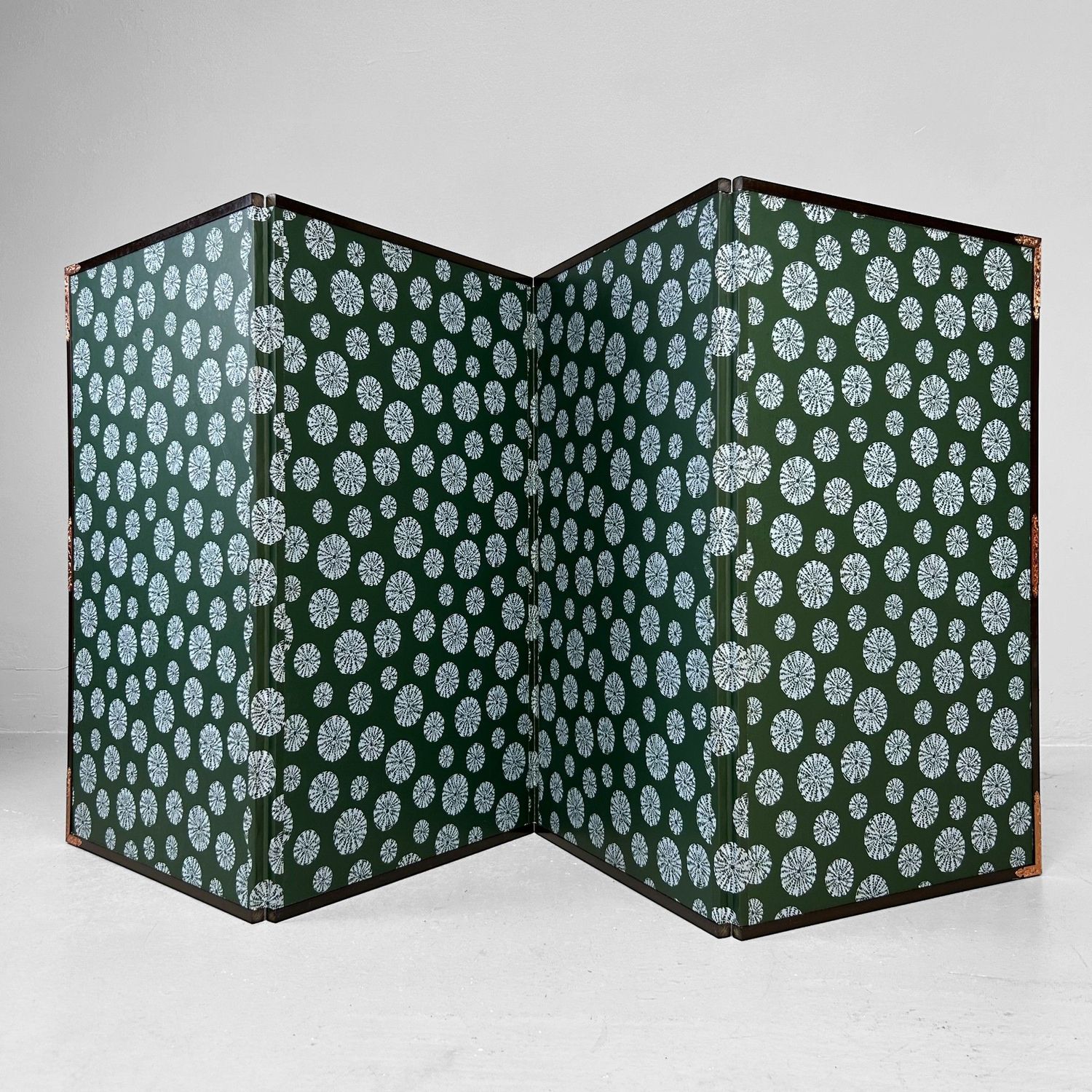 Small Japanese Byōbu Folding Screen – Gold-Colored, 1960s–70s