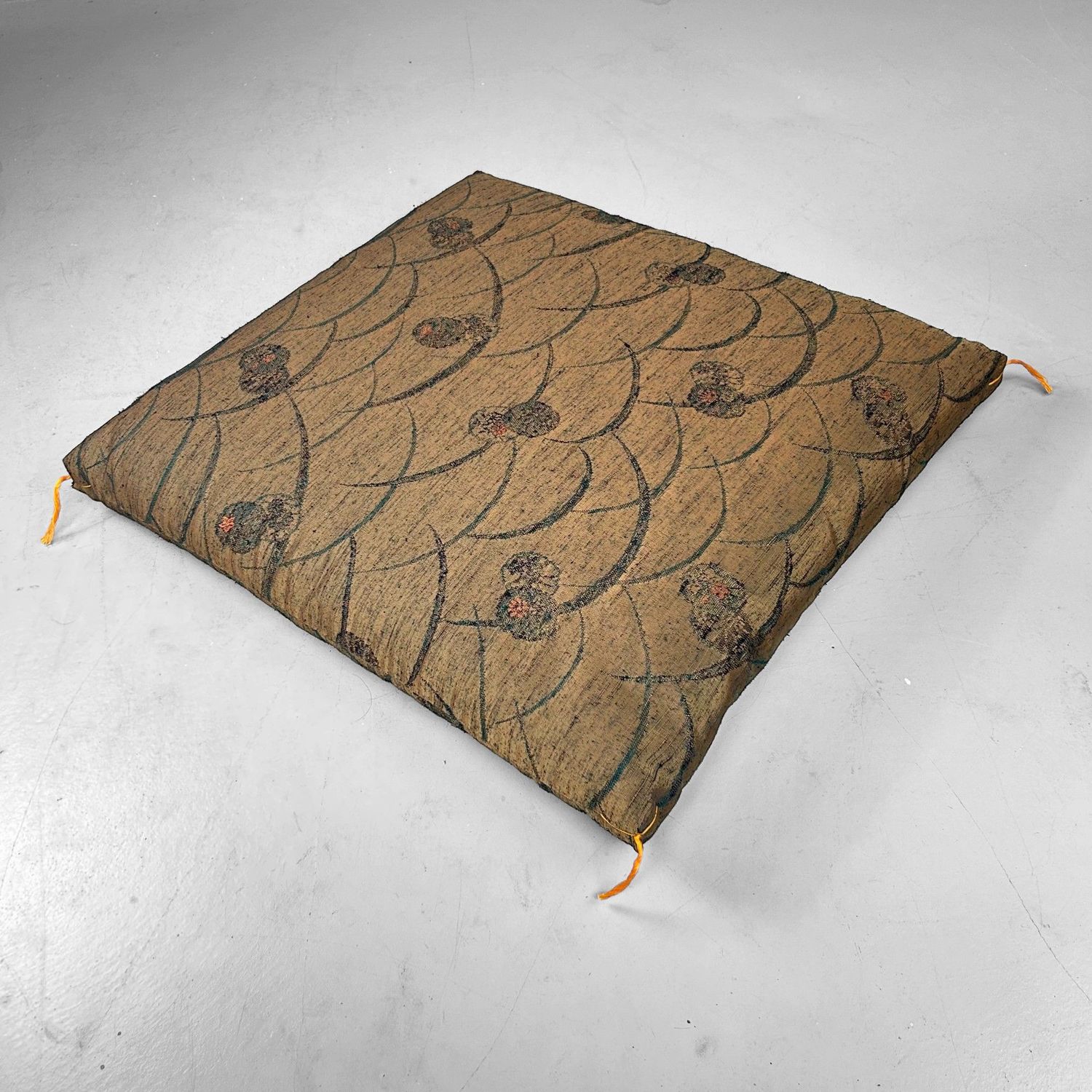 Set of 5 Luxurious Japanese Zabuton Floor Cushions – 1980s Vintage