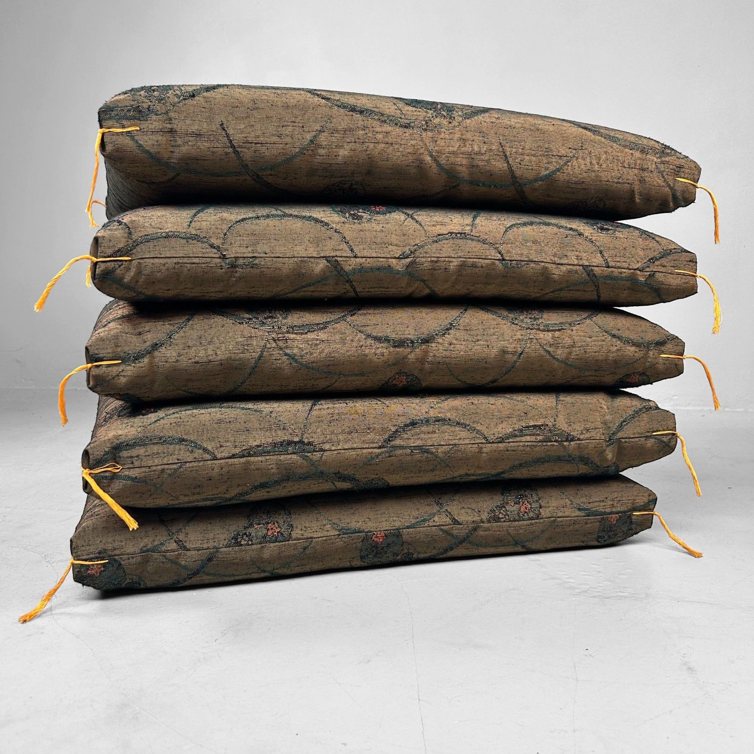 Set of 5 Luxurious Japanese Zabuton Floor Cushions – 1980s Vintage