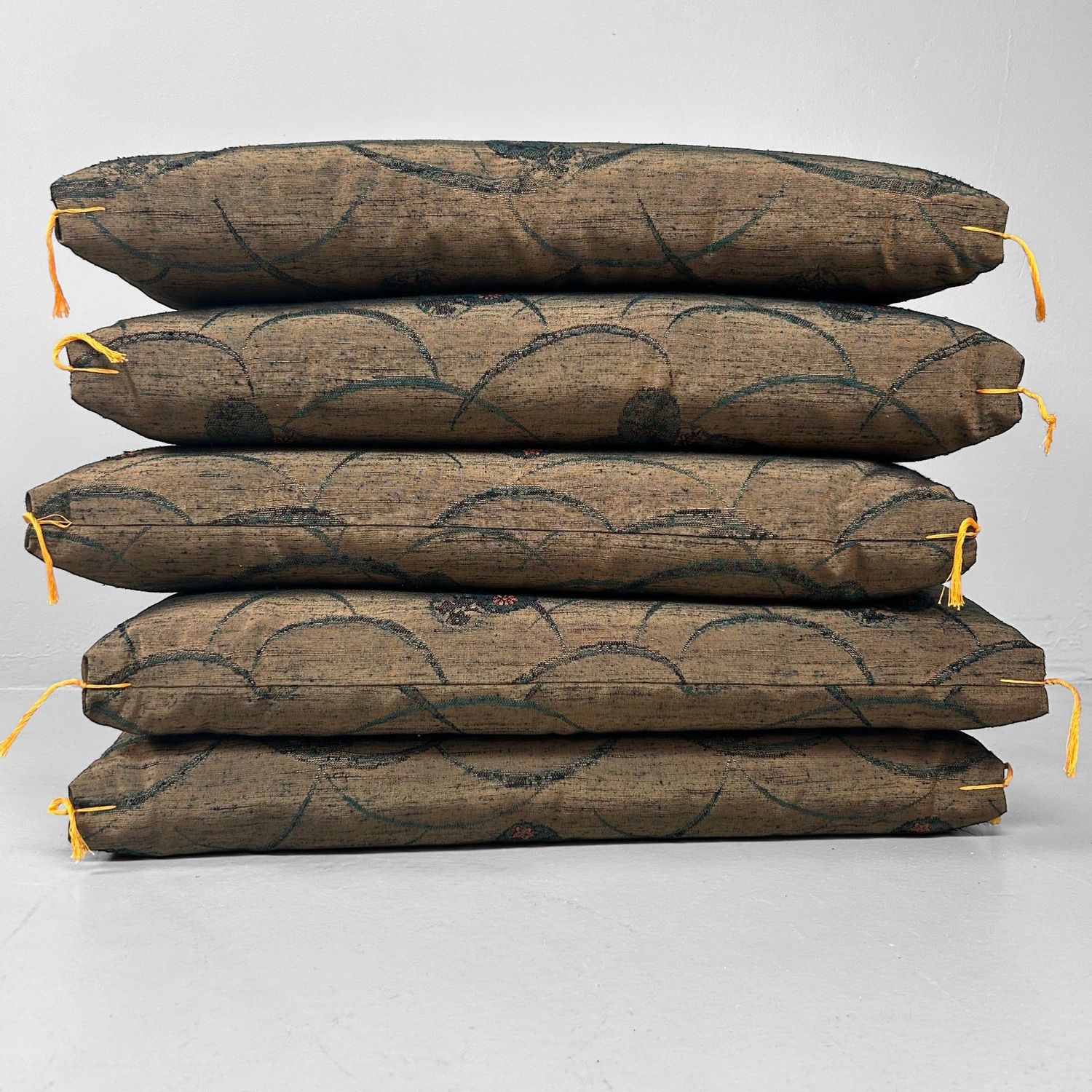 Set of 5 Luxurious Japanese Zabuton Floor Cushions – 1980s Vintage