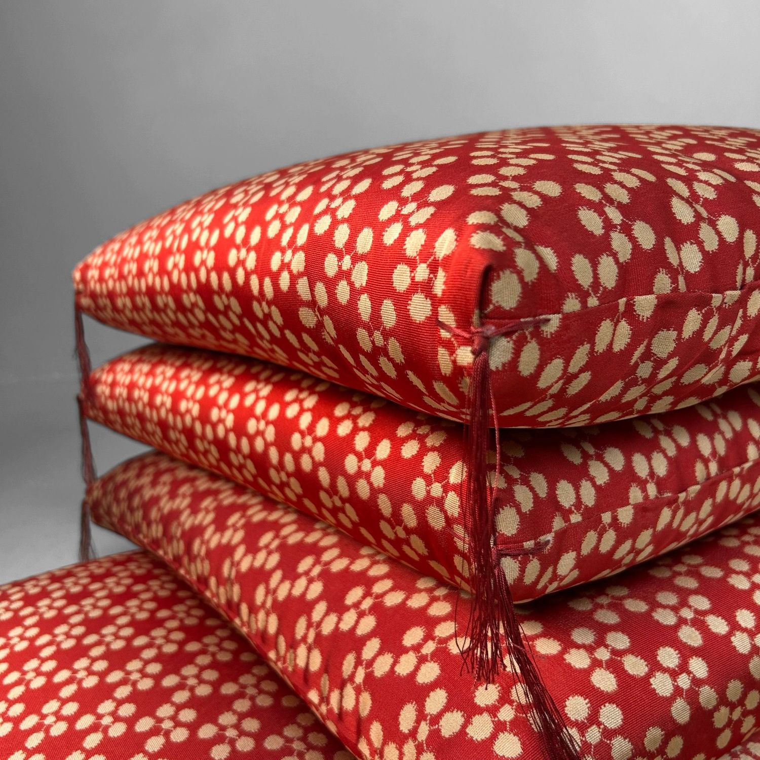 Set of 5 Luxurious Vintage Japanese Zabuton – 1970s Authentic Floor Cushions