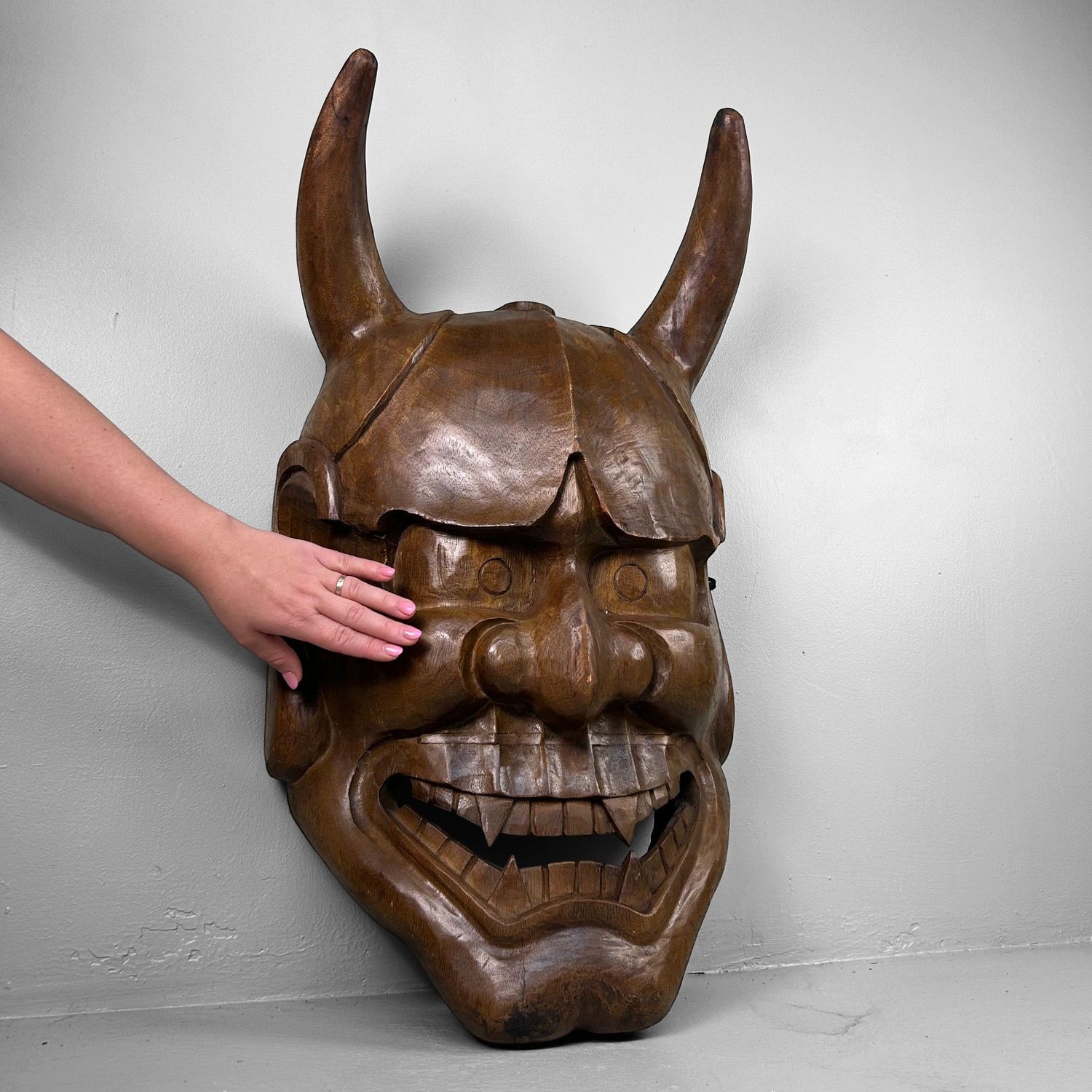 Groot Japans Houten Hannya-masker, jaren 50