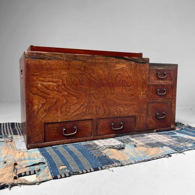 Antiek Japans Hibachi Meubel, Unieke Plantendisplay, 1900s