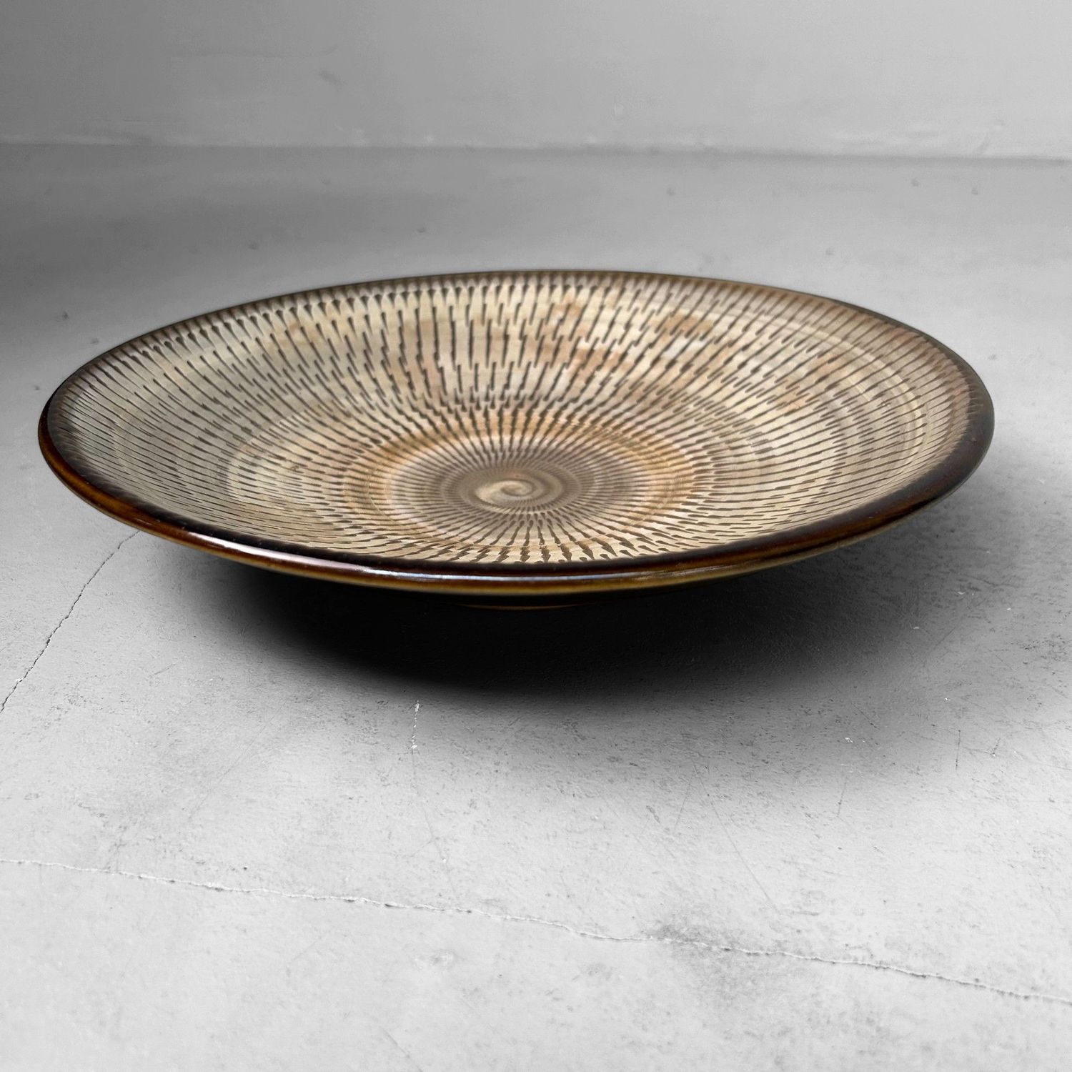 Onta Yaki Keramieken Bord – Japan, ca. 1950.
