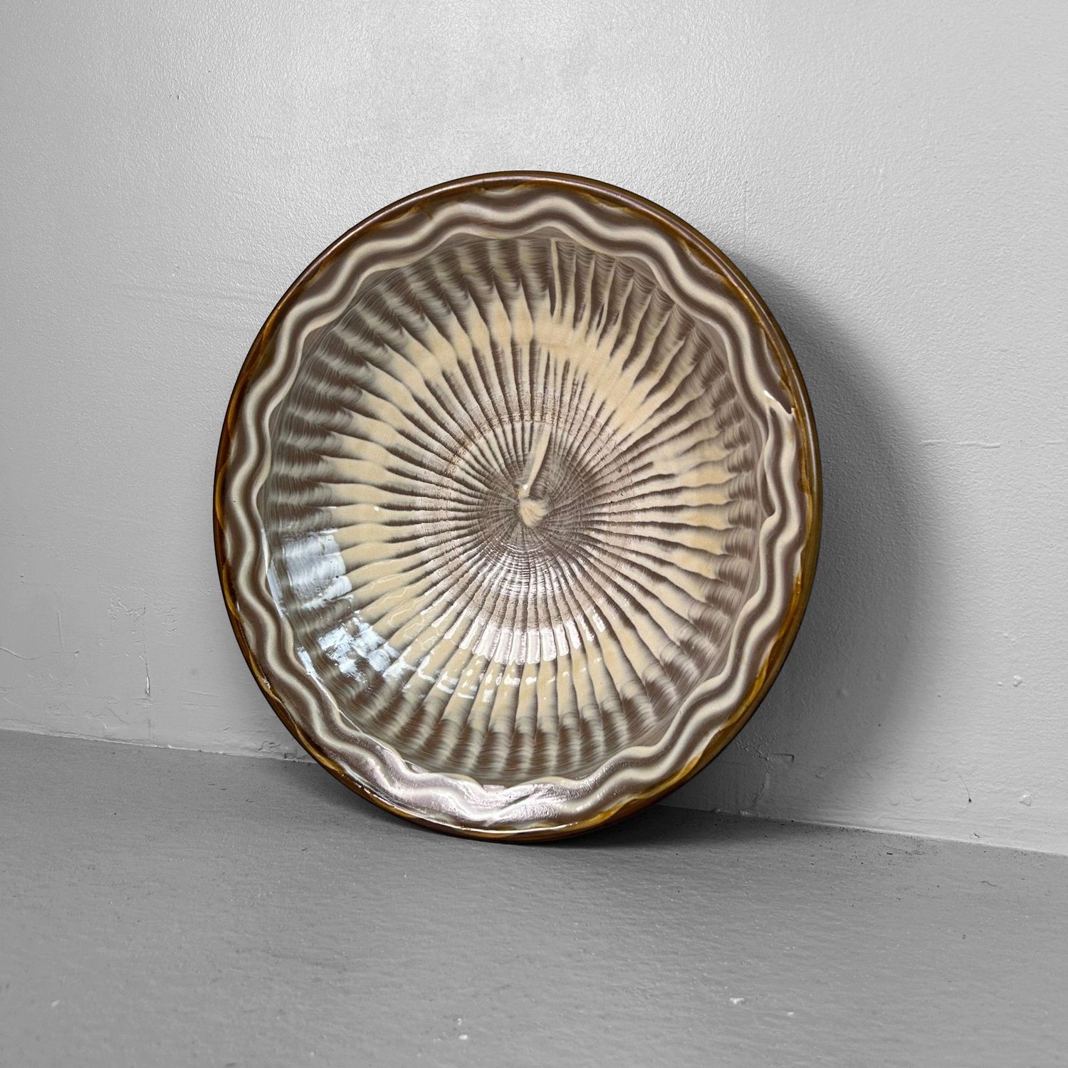 Onta Yaki Ceramic Plate – Japan, ca. 1950 Onta Yaki Ceramic Plate – Japan, ca. 1950