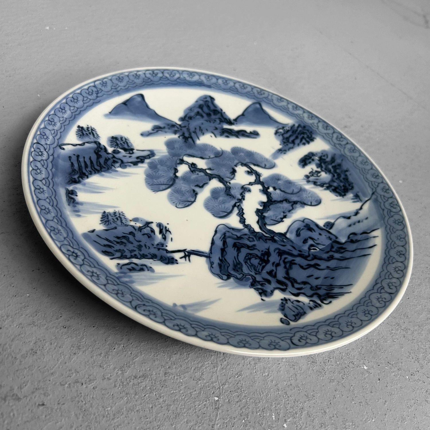 ​Vintage Japans Arita Bord – Traditioneel Landschap, 1970s