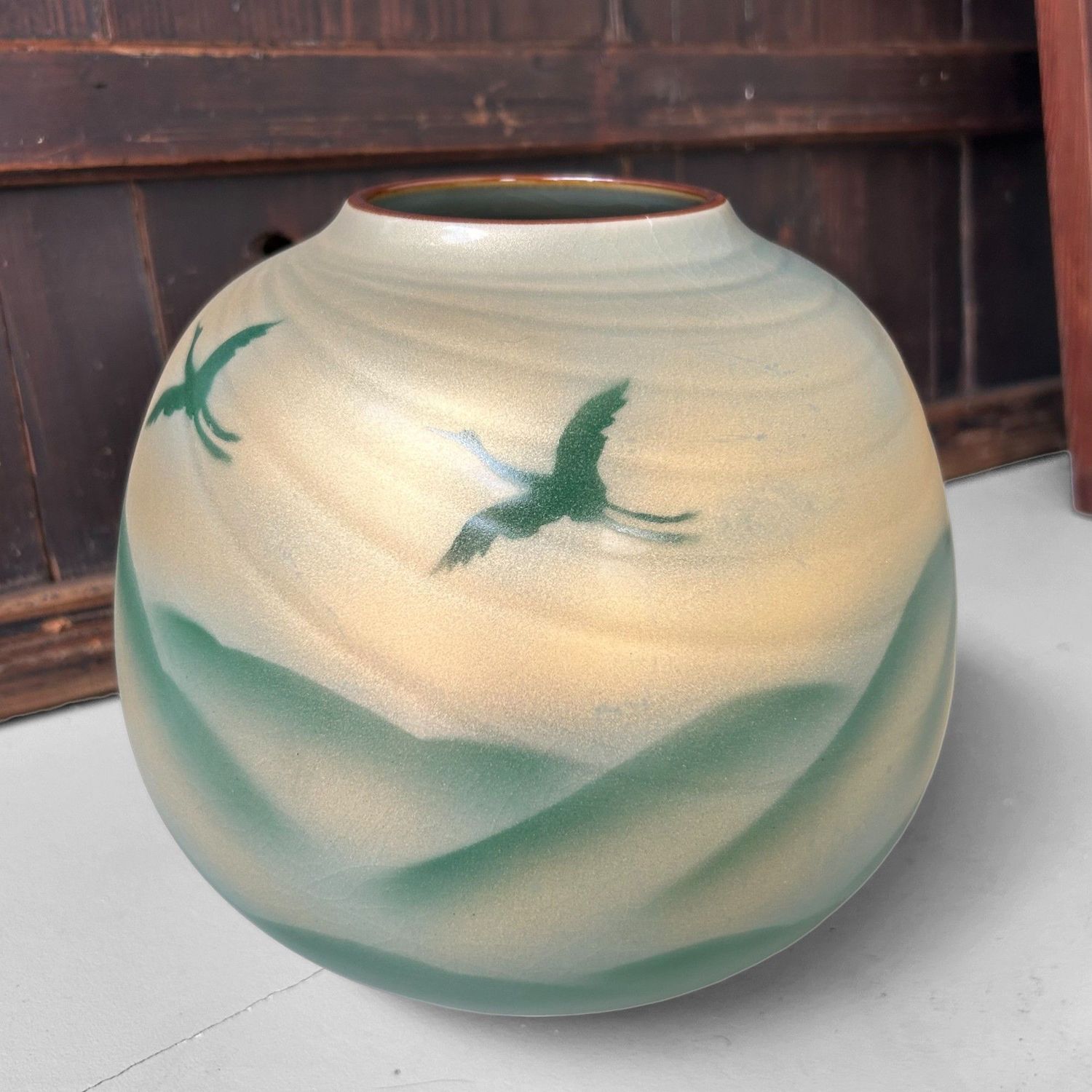 Japanese Kutani Yaki Vase with Cranes – Saikyū-gama, ca. 1980