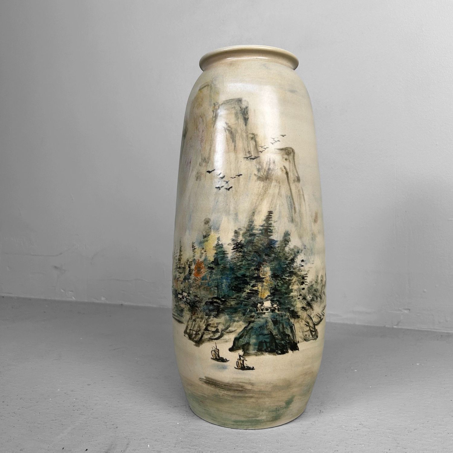 Hand-Painted Chinese Landscape Vase – Poetic Mountain Scene, 1960