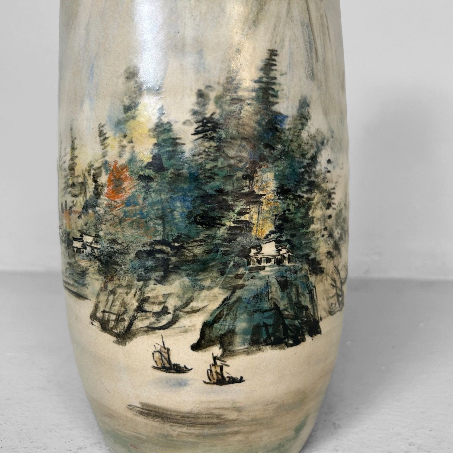 Handgeschilderde Chinese Landschapsvaas – Poëtisch Bergdecor, 1960