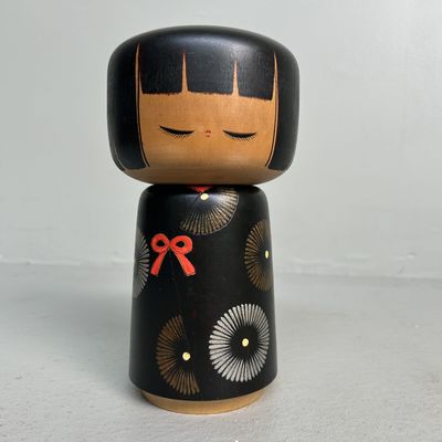 Vintage Kokeshi by Tsuneyuki Kikumusume, “Chrysanthemum Girl”, 1979