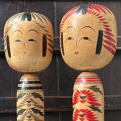 Rare Set of Large Dentō Kokeshi, Tōgatta-kei, Japan