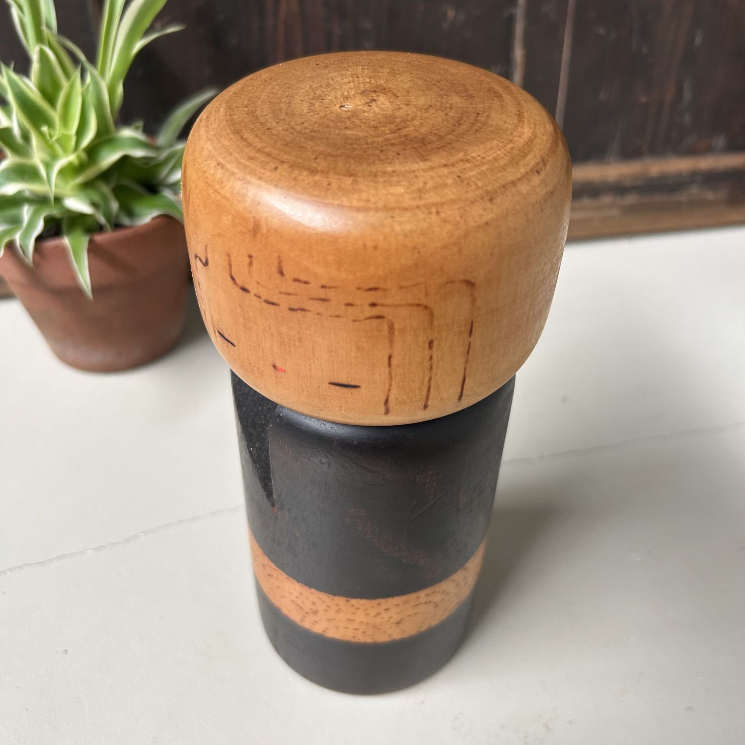 Zeldzame Sōsaku Kokeshi van Yuji Kawase , Japan, 1970s