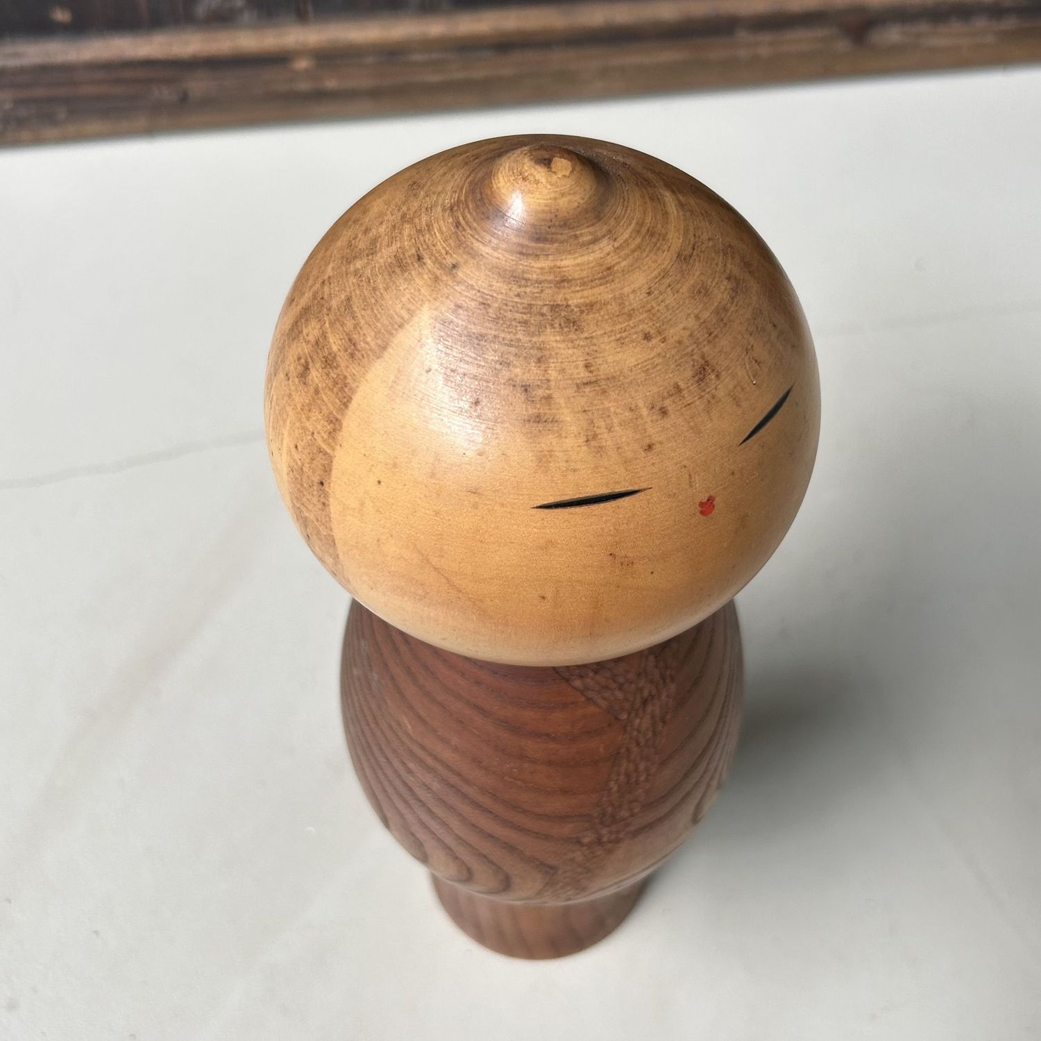 Zeldzame Kokeshi ‘Mushin’ door Watanabe Masao – Japan, jaren 60 Zeldzame Kokeshi ‘Mushin’ door Watanabe Masao – Japan, jaren 60