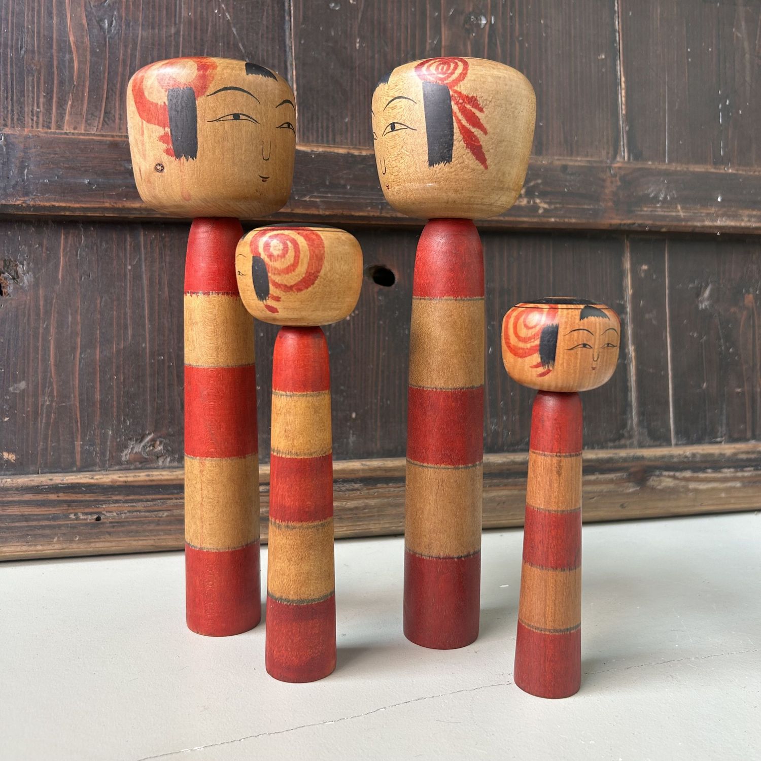 Set van 4 Traditionele Tsuchiyu Kokeshi – Japan, 1960s