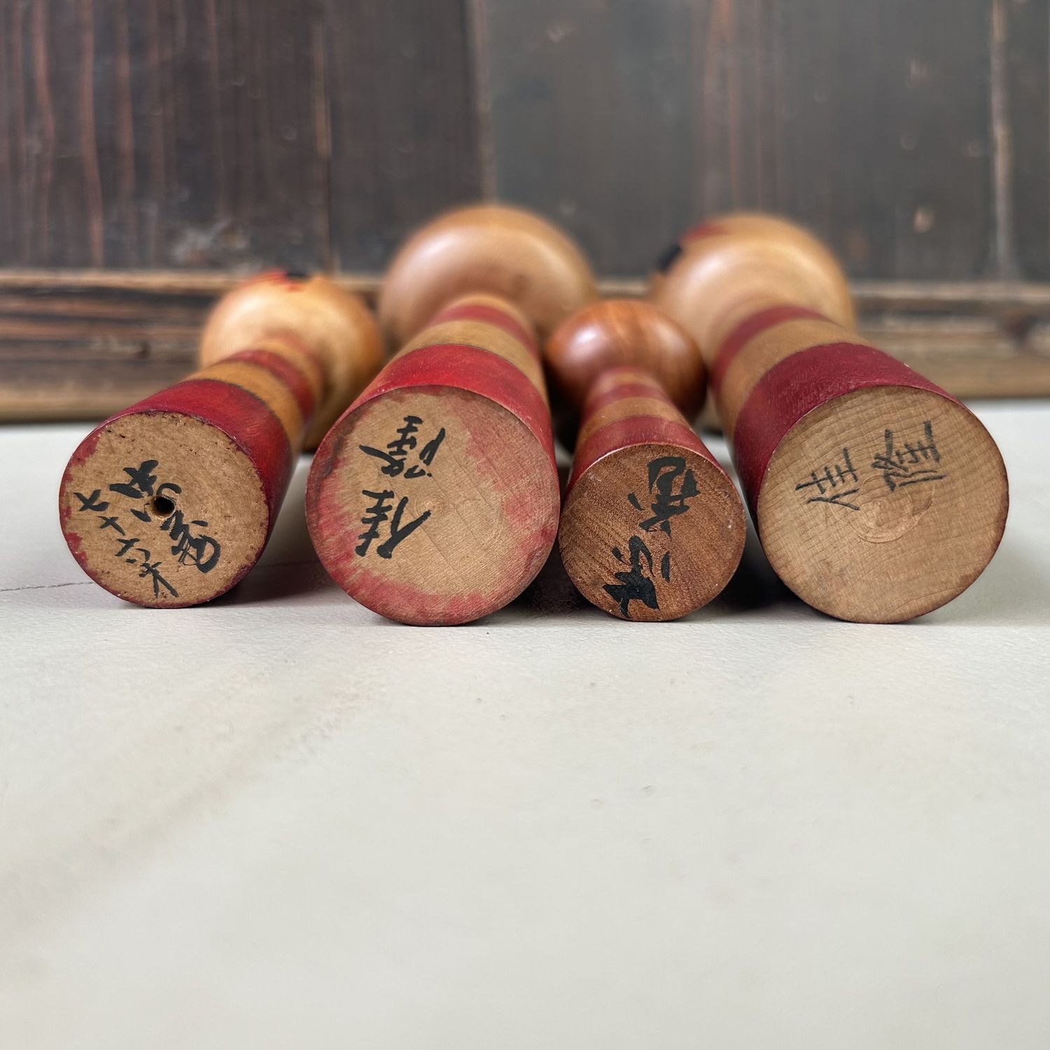 Set van 4 Traditionele Tsuchiyu Kokeshi – Japan, 1960s