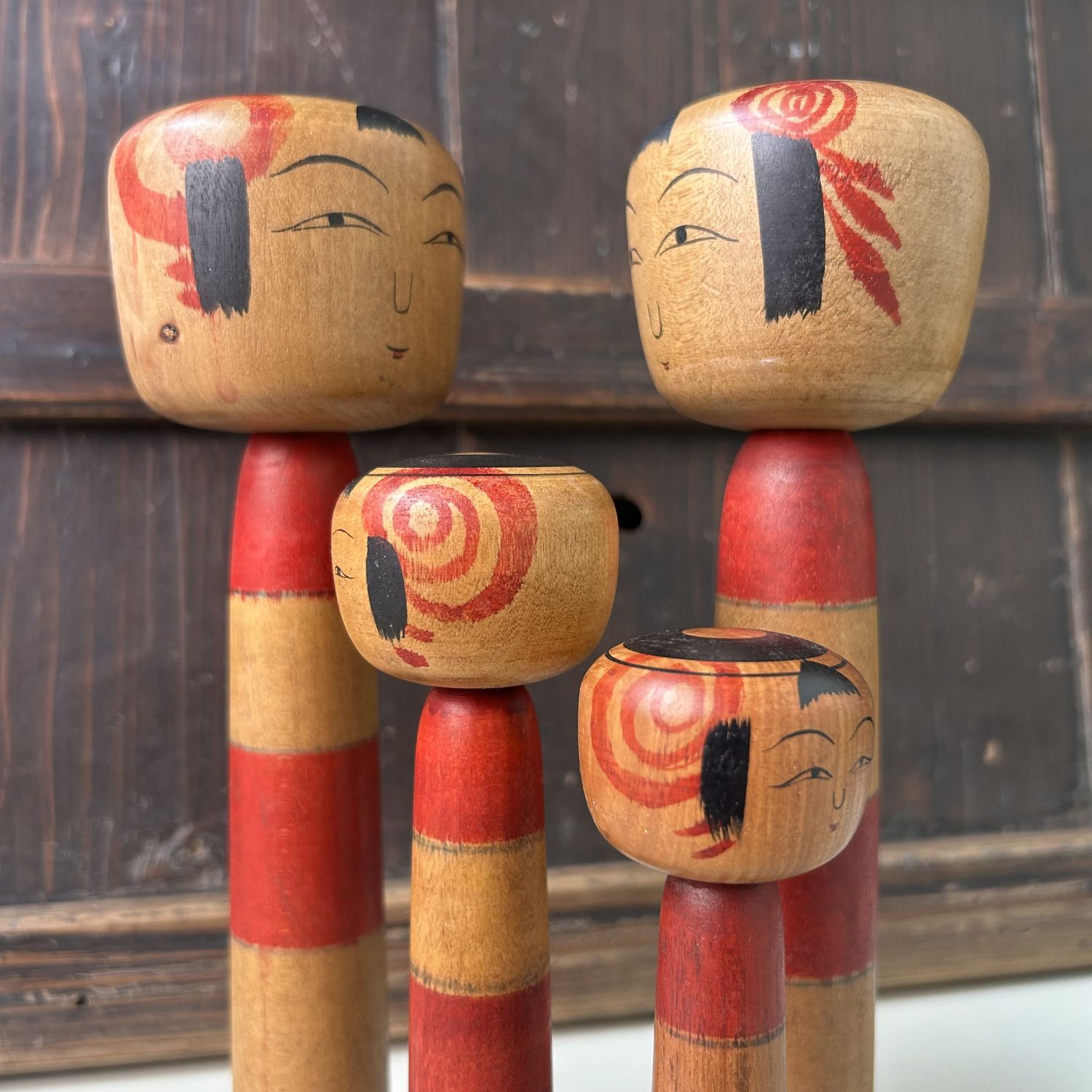 Set van 4 Traditionele Tsuchiyu Kokeshi – Japan, 1960s