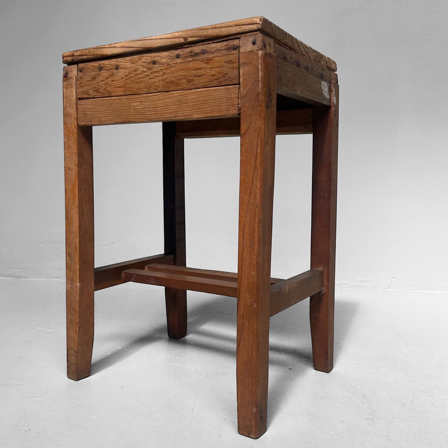 Minimalist Japanese Wooden Stool, Mingei, 1930s