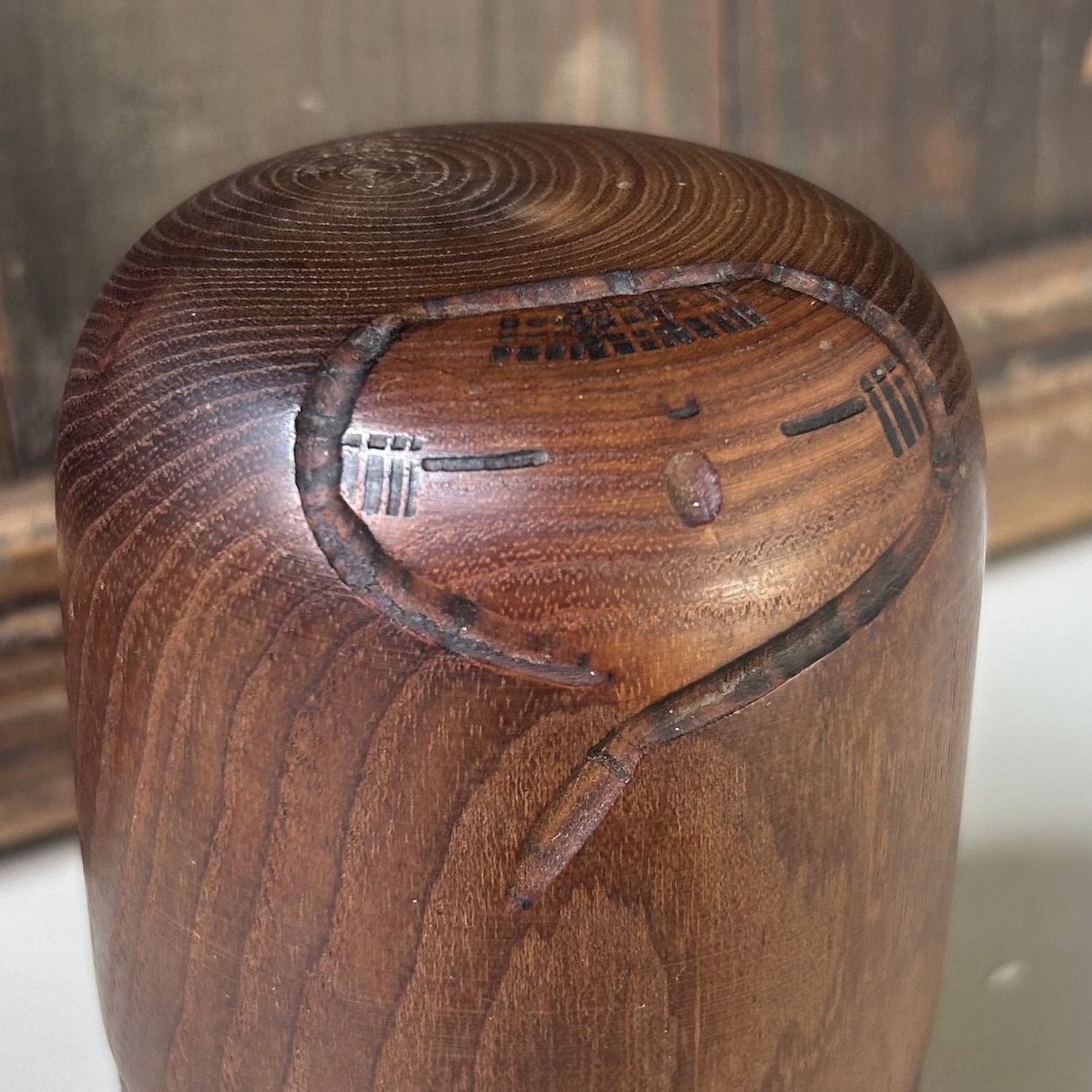 Zeldzame Sosaku Kokeshi 'Yuki' door Kenichi Murakami – Japan