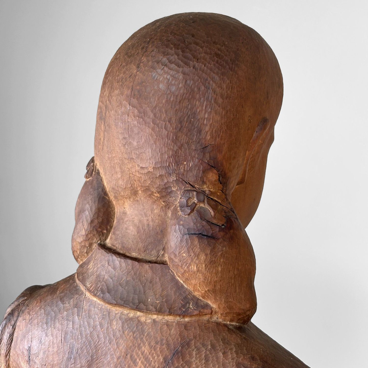 Groot Japans Houten Beeld van een Meisje – Okita Toshinori, 1960 Groot Japans Houten Beeld van een Meisje – Okita Toshinori, 1960