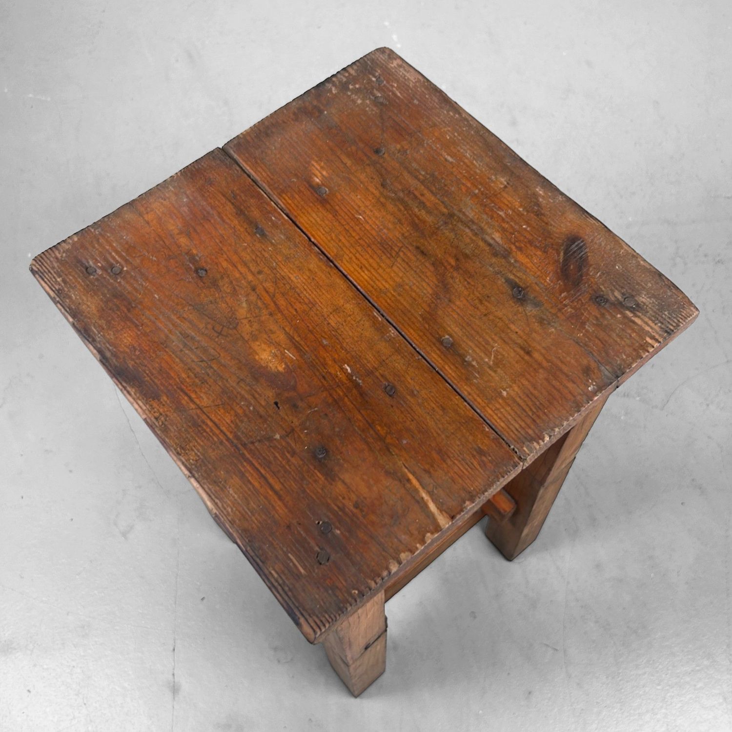 Minimalistische Japanse Houten Kruk – Mingei, jaren 50