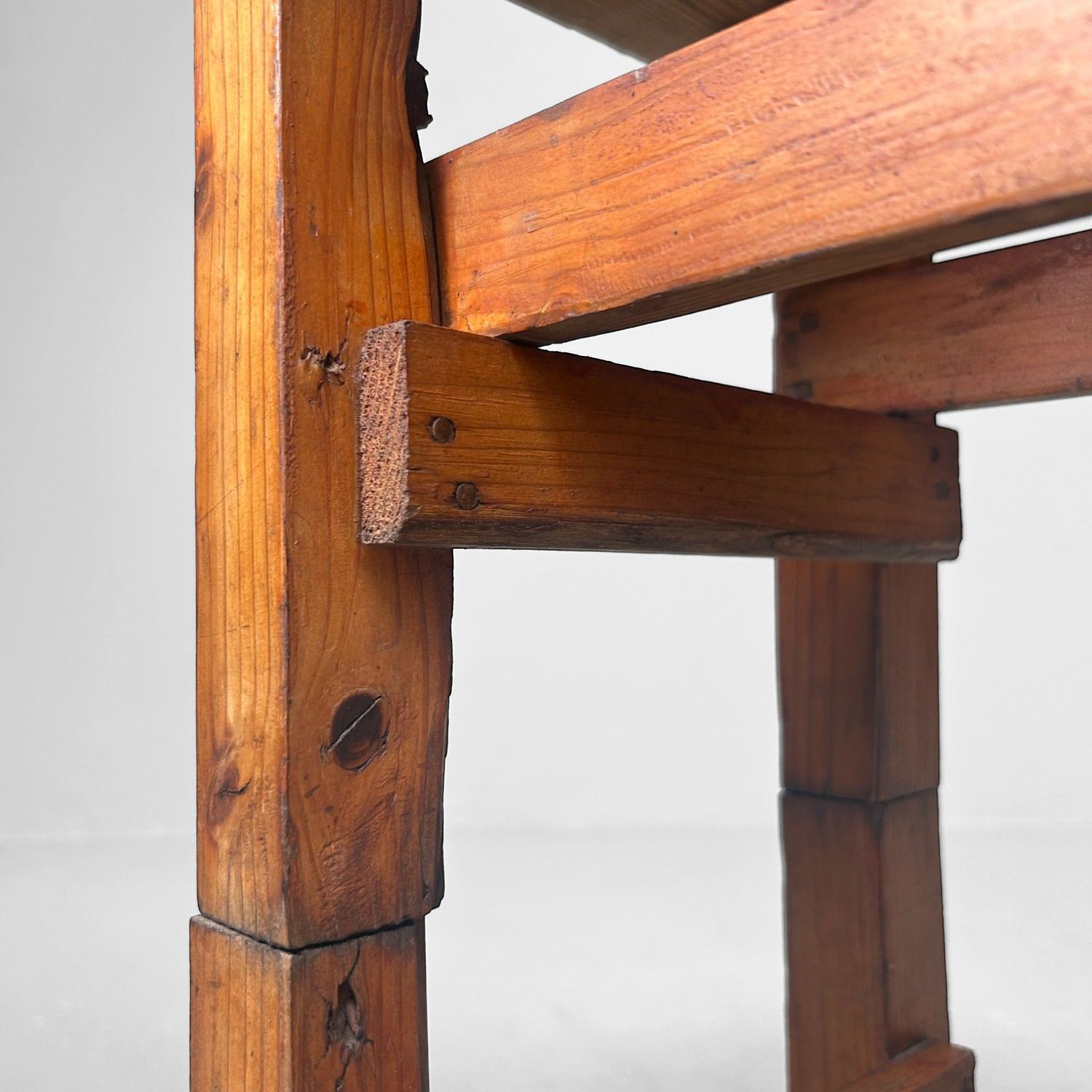 Minimalistische Japanse Houten Kruk – Mingei, jaren 50