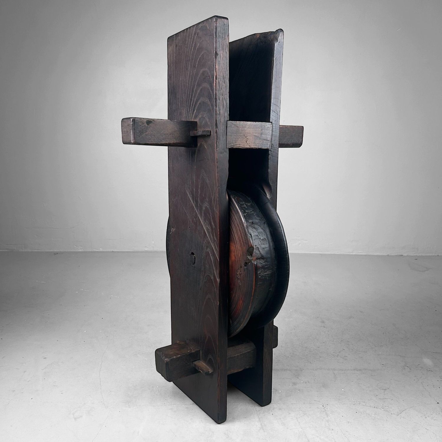 ​Antieke Japanse Houten Katrol – Keyaki-hout, 1900