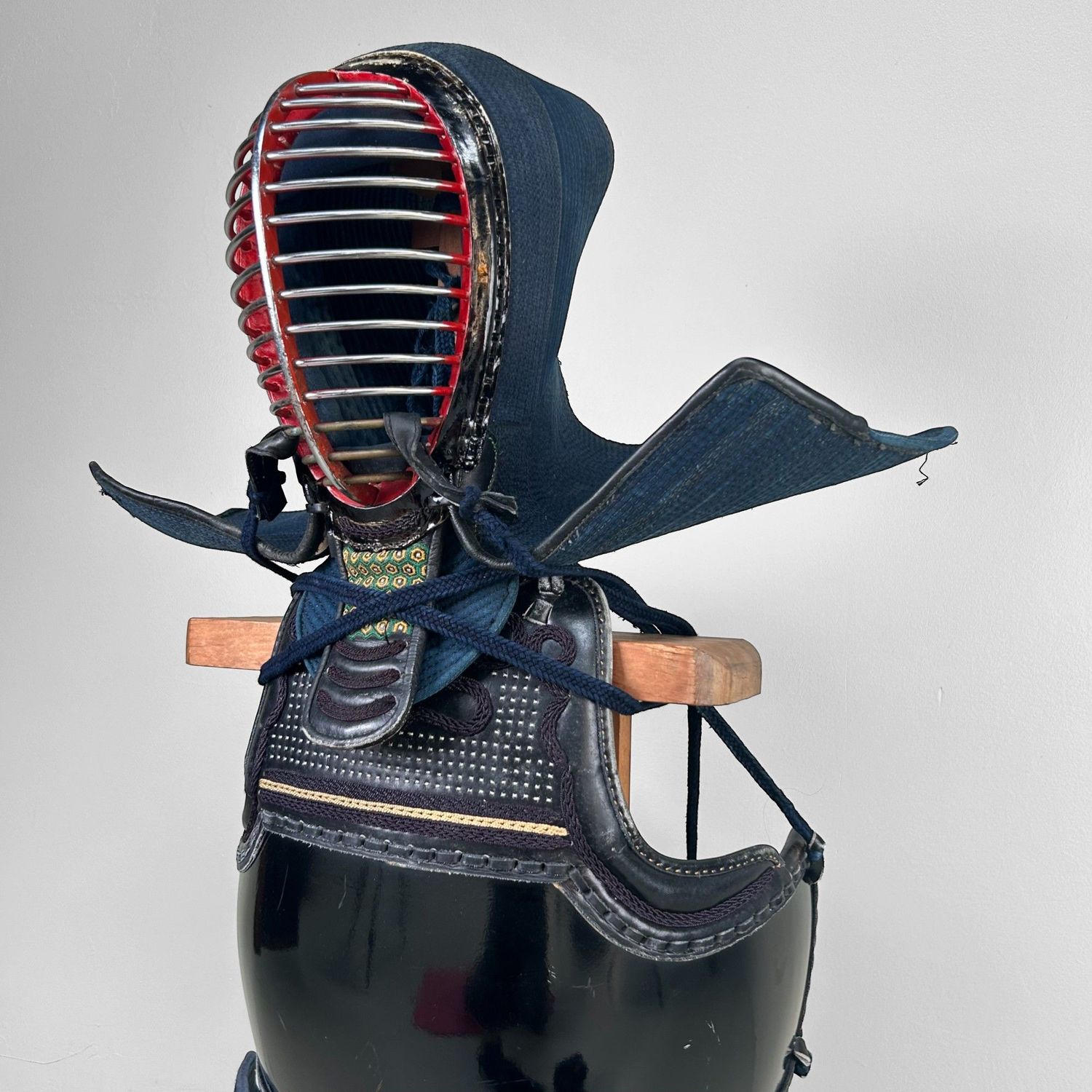 Vintage Kendo Bogu Set – Japan, 1970s