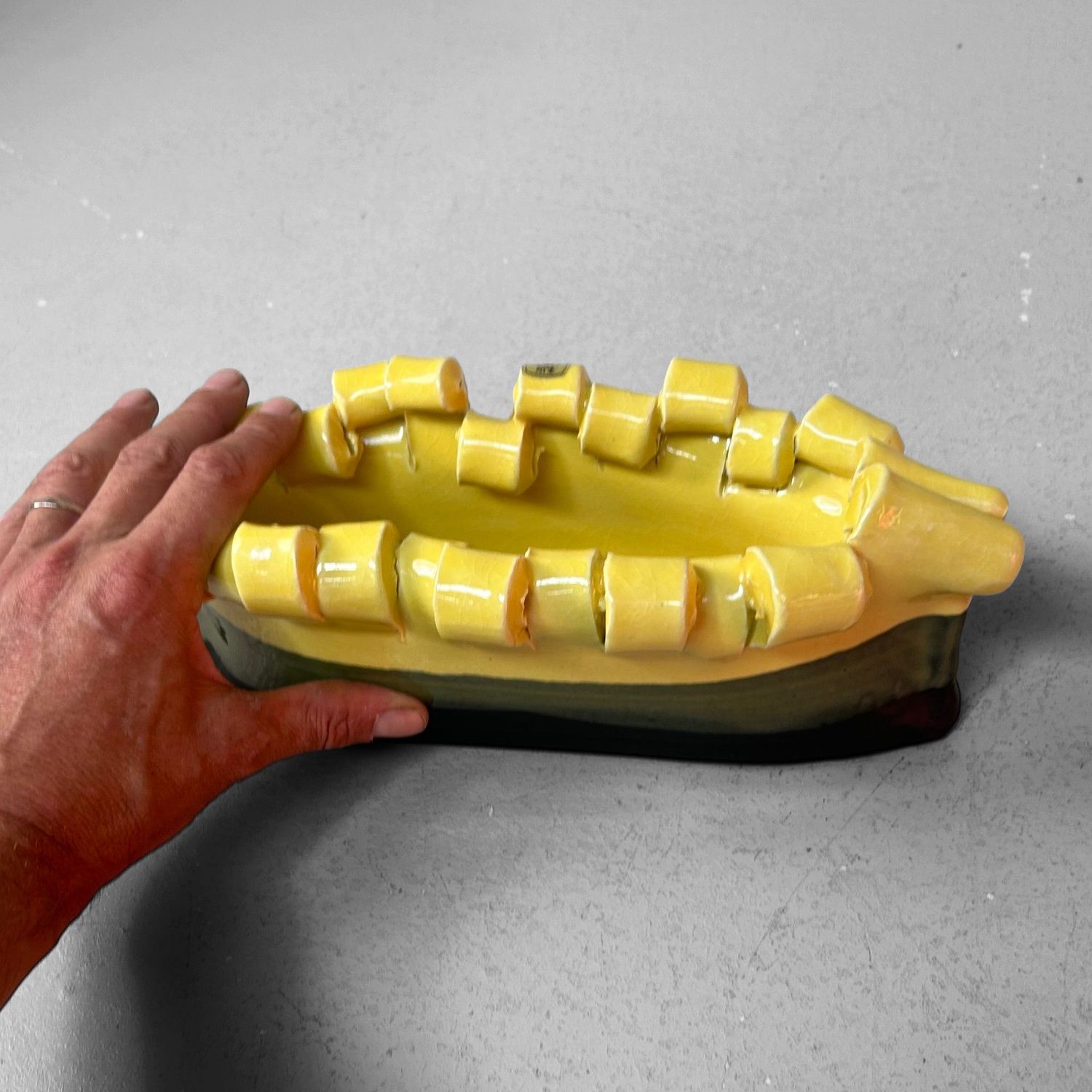 ​Mid-Century Keramieken Ikebana Schaal – Japan, ca. jaren 50