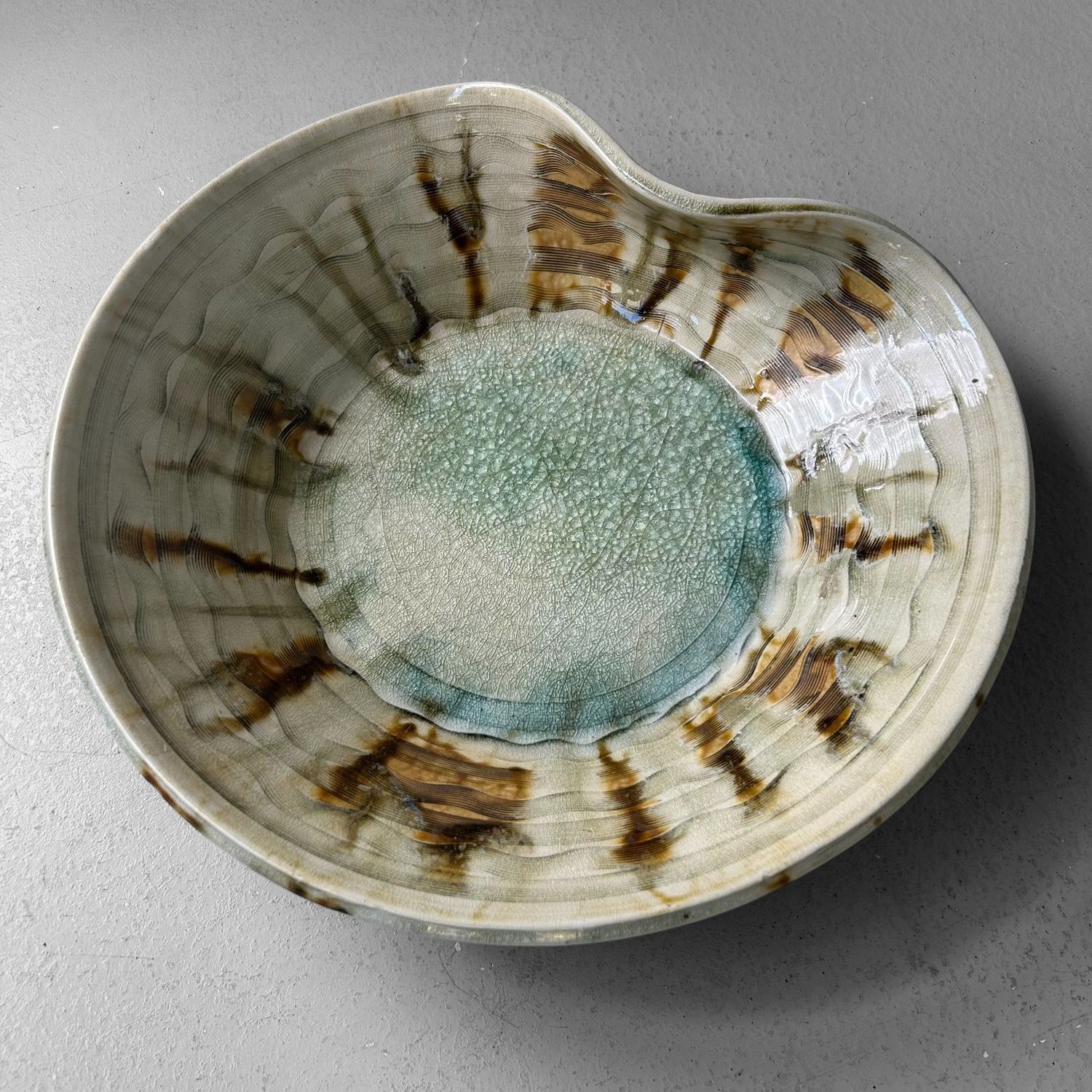 Japanese Mid-Century Organic Ceramic Art Bowl, 1960s