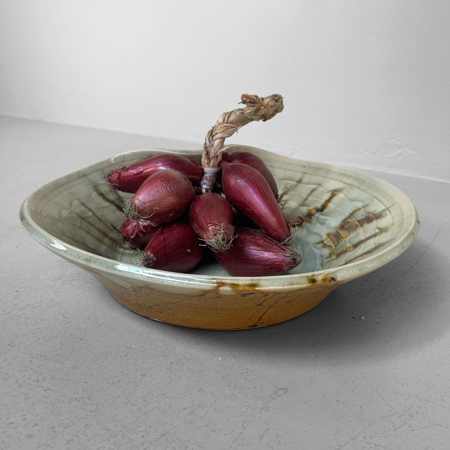 Japanese Mid-Century Organic Ceramic Art Bowl, 1960s