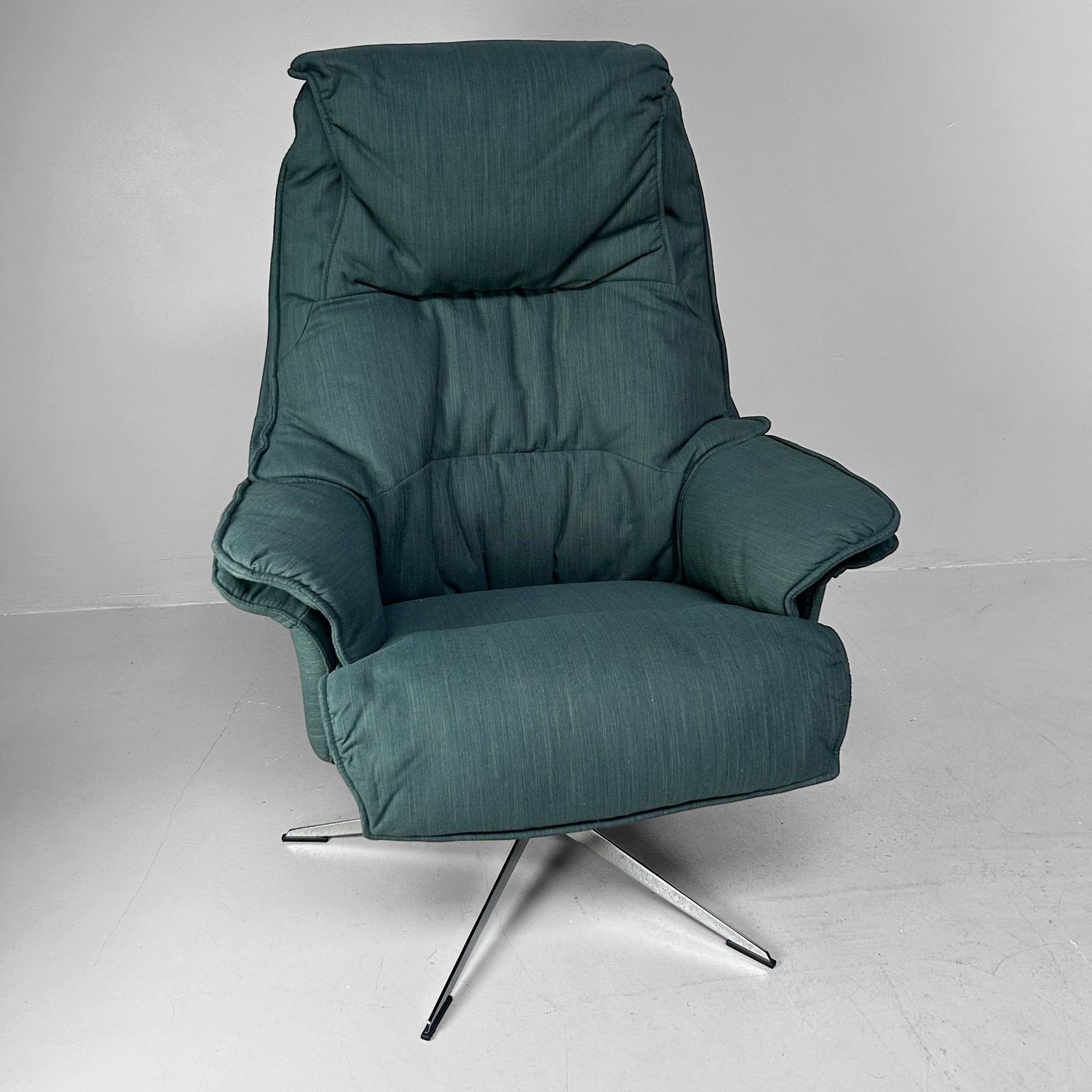 ​Hjort Knudsen Nordic Relaxfauteuil – Deens Design