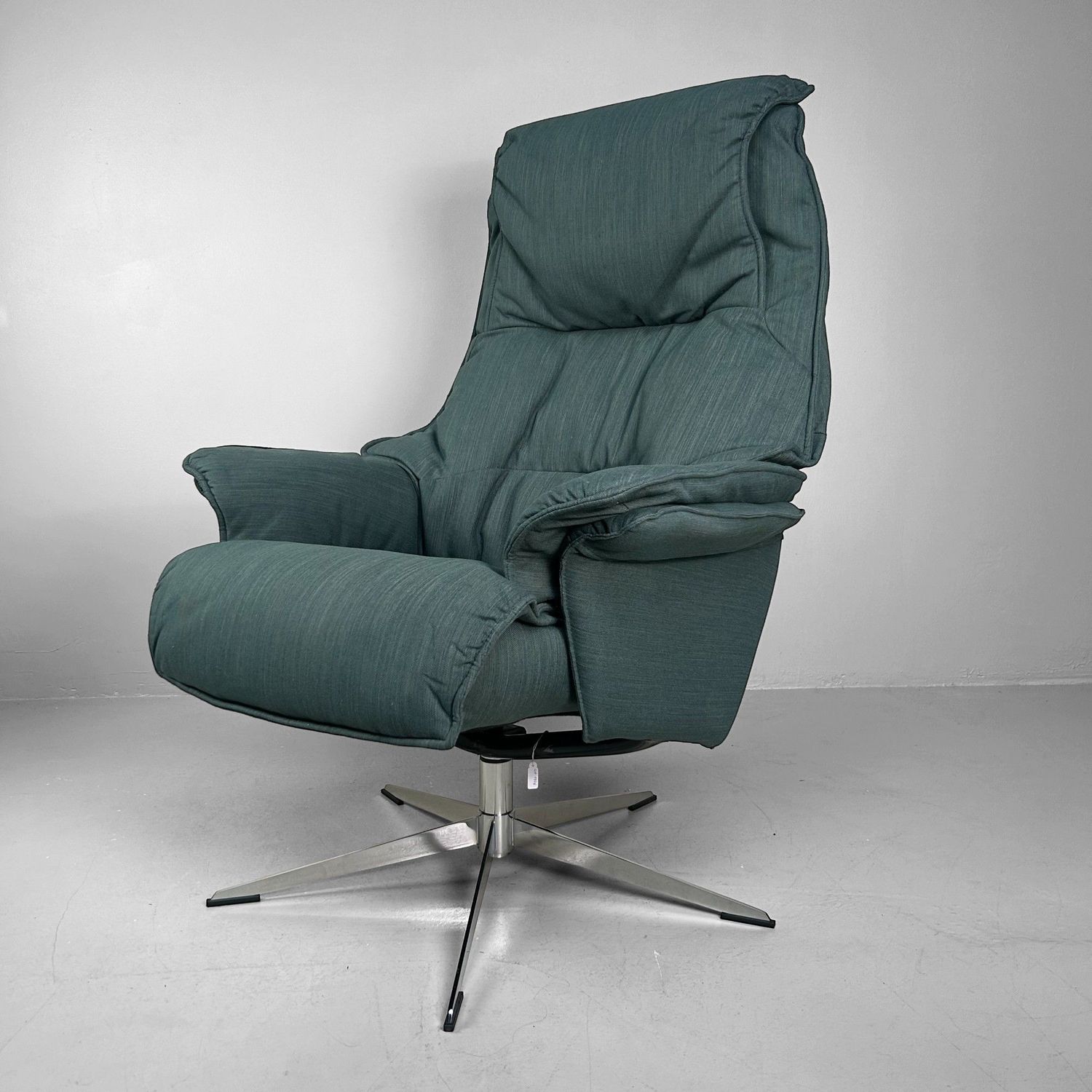 ​Hjort Knudsen Nordic Relaxfauteuil – Deens Design