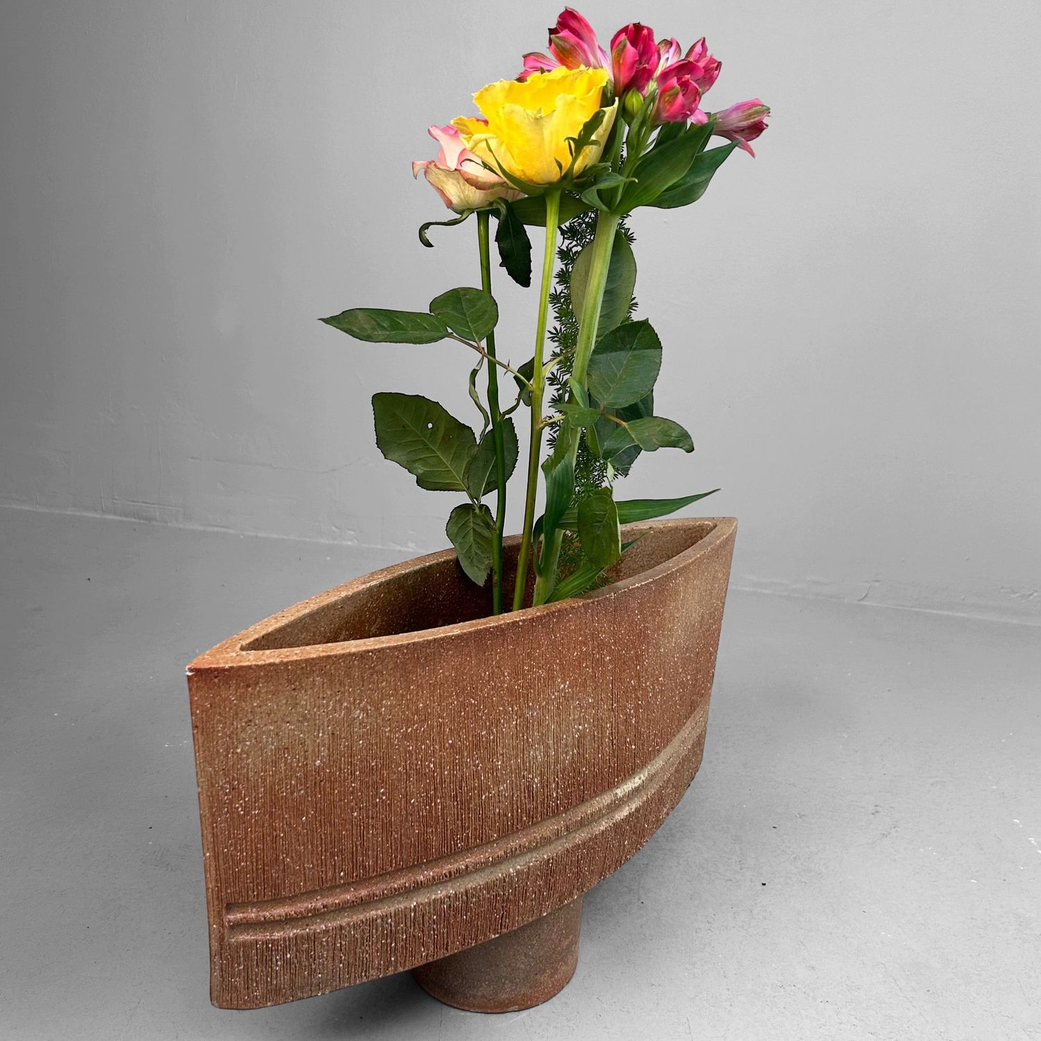 Japanse Keramieken Mid-Century Ikebana Vaas – 1960s Japanse Keramieken Mid-Century Ikebana Vaas – 1960s