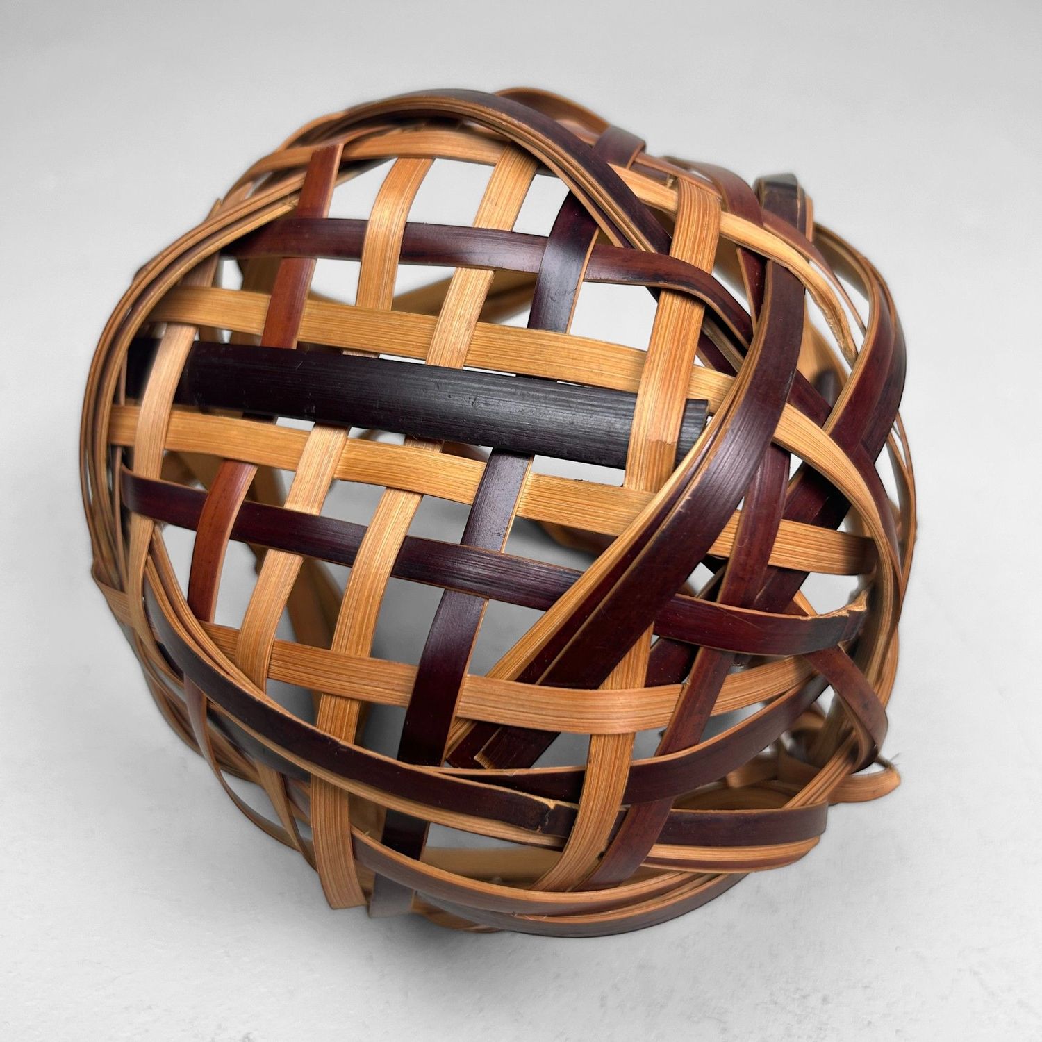 Japanse Hanakago Bamboe Ikebana Mand, jaren ’50 Japanse Hanakago Bamboe Ikebana Mand, jaren ’50